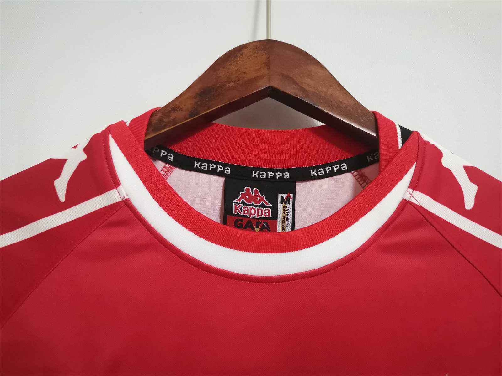 99-00 Monaco home 1