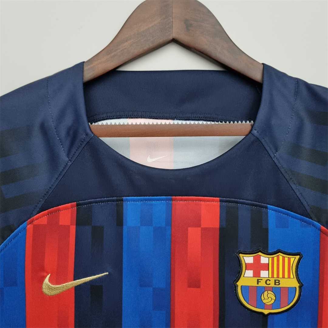 22-23 Barcelona home women 1