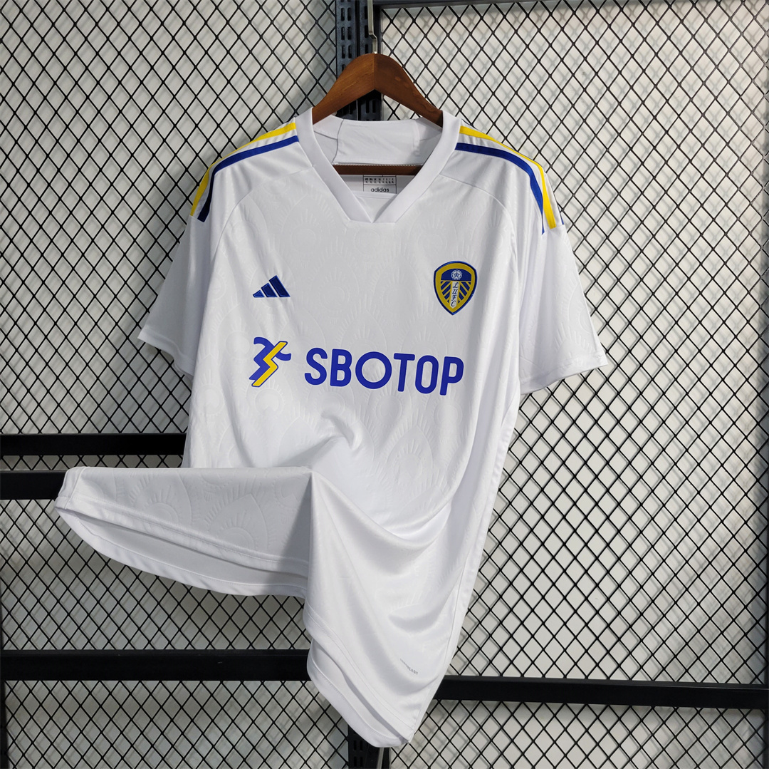 23-24 Leeds United away 4