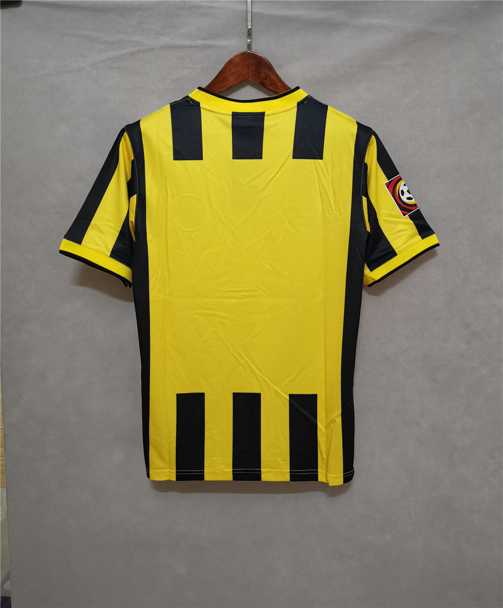 2000 Dortmund home yellow 7