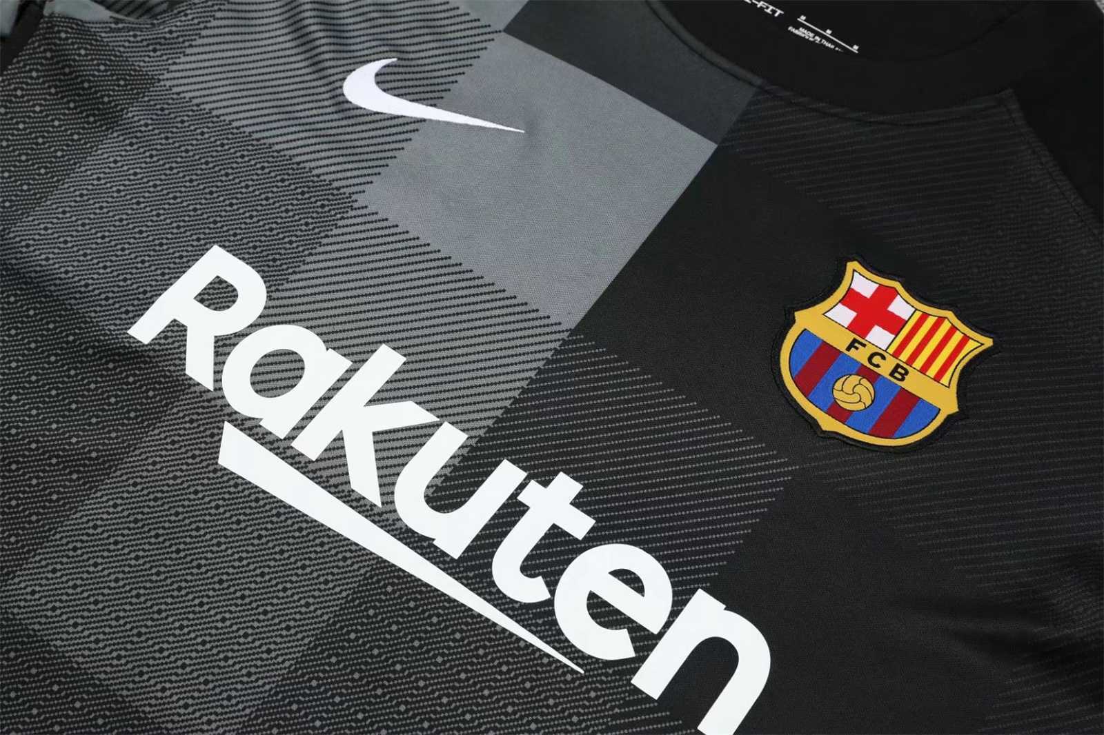 21-22 Barcelona black goalkeeper long sleeve 9