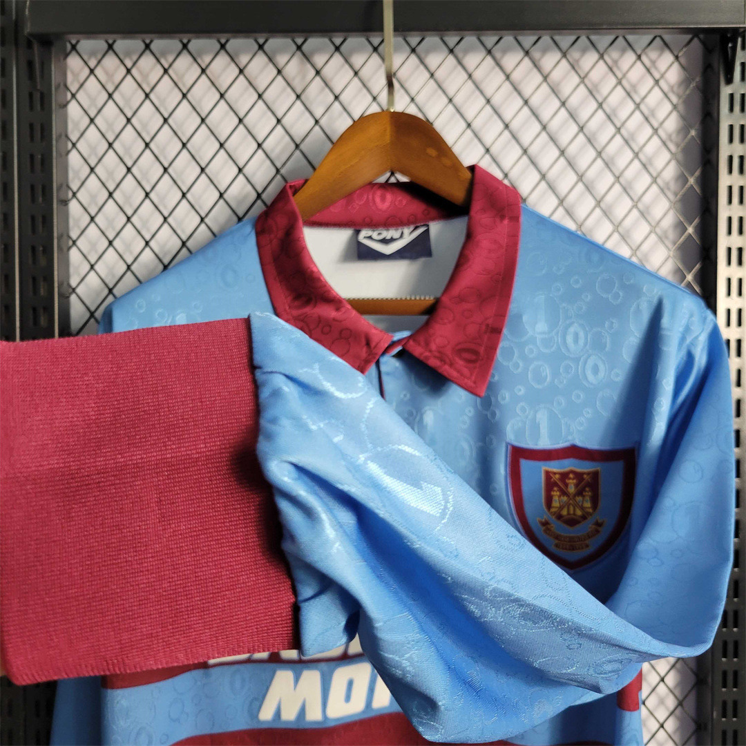 95-97 West Ham away Long Sleeves 10