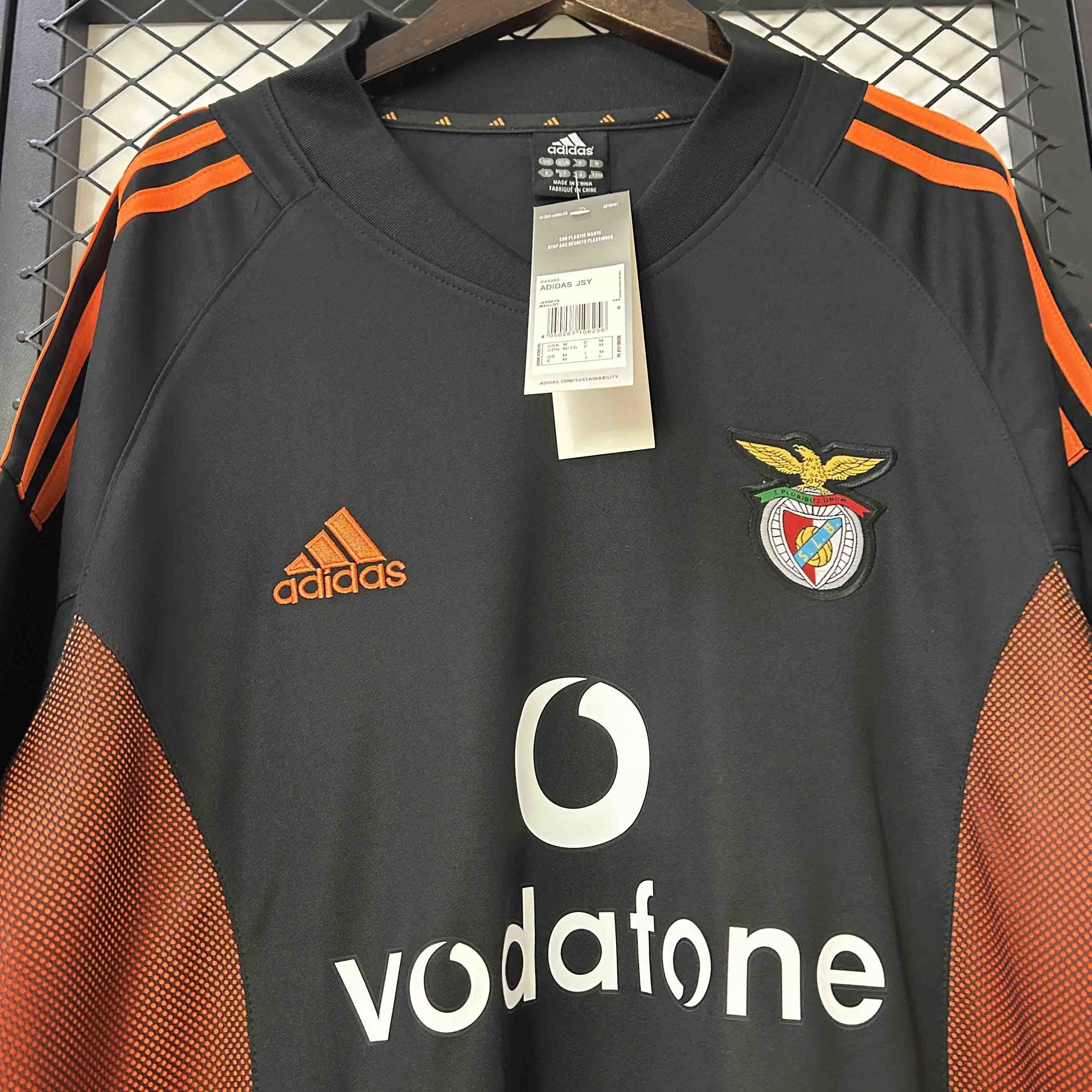 02-03 Benfica Away Retro Kit Vintage Shirt AAAAJersey Supplier Yupoo 1