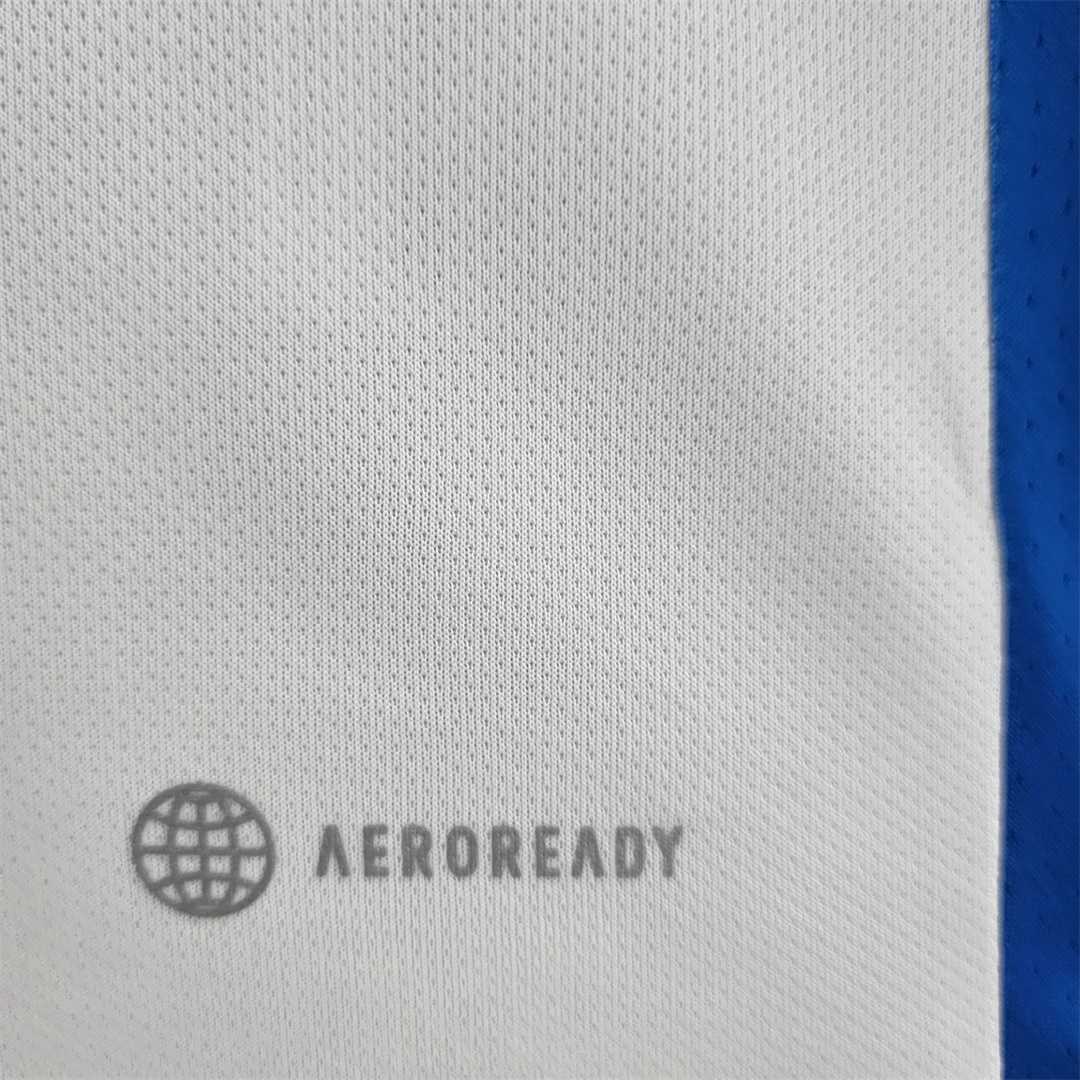 22-23 Cruzeiro away 12