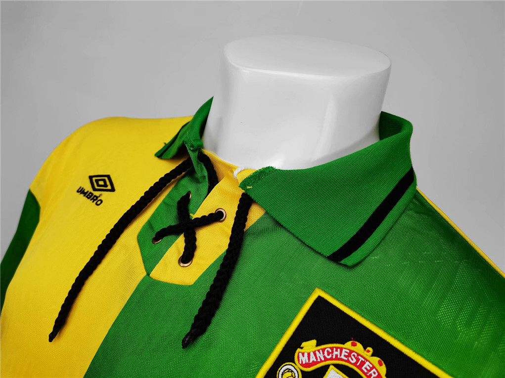 92-94 Manchester United away long sleeve 9