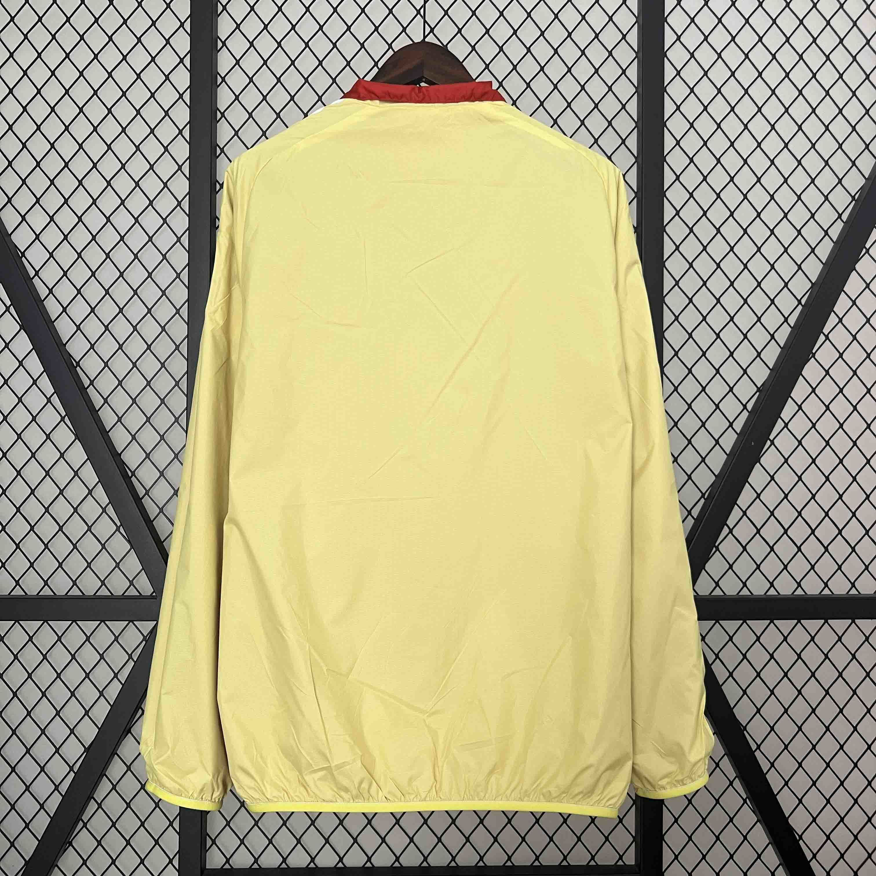 2024 Spain Trench Coat Reversible Windbreaker Double-Sides Jacket AAAAJersey Supplier Yupoo 4