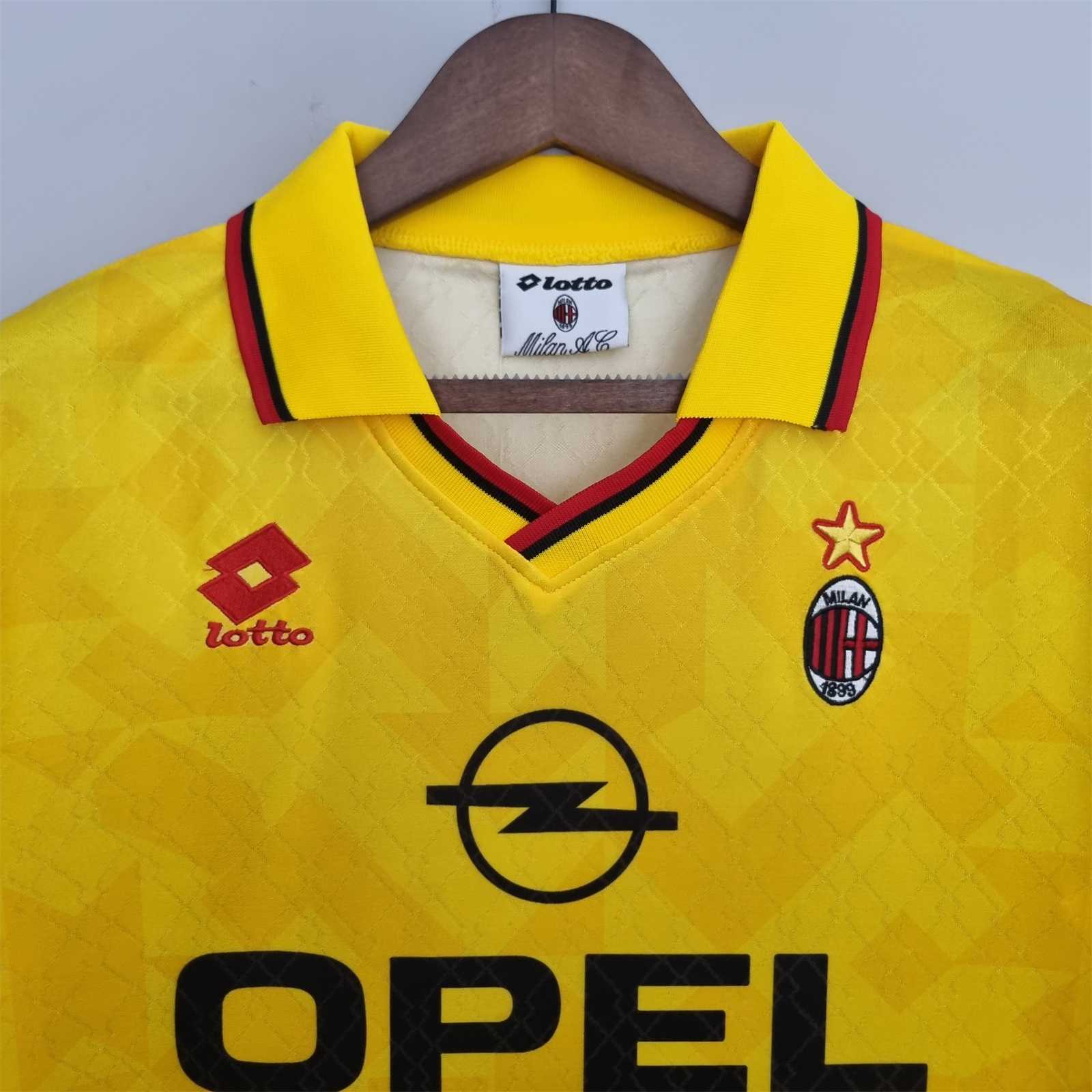 95-96 AC Milan away 6