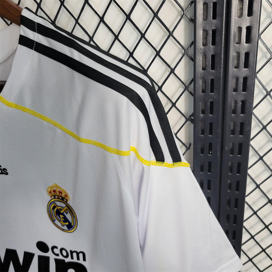 09-10 Real Madrid home 4