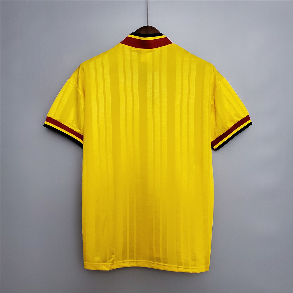 93-94 Arsenal away 4