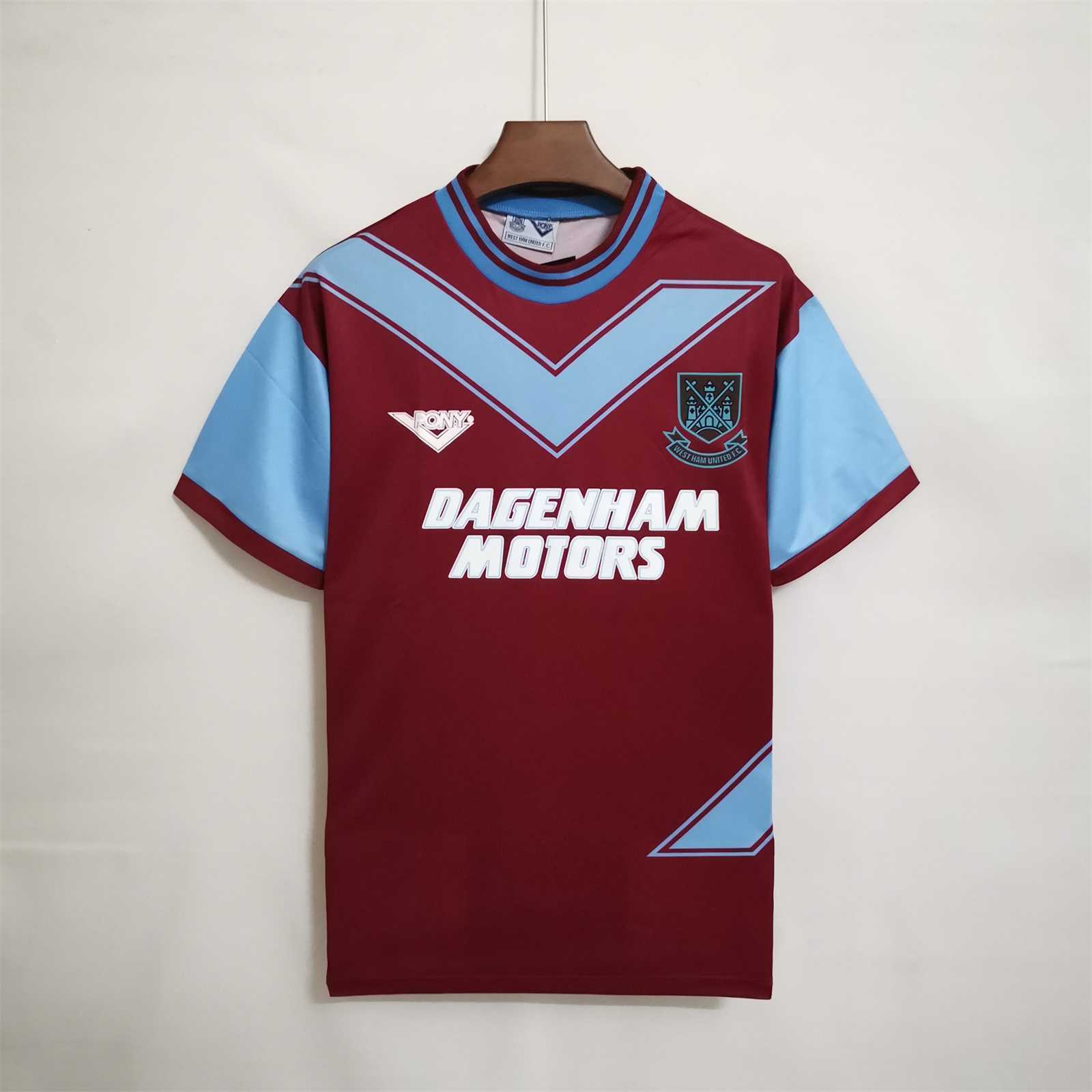 93-95 West ham home with patch and fonts