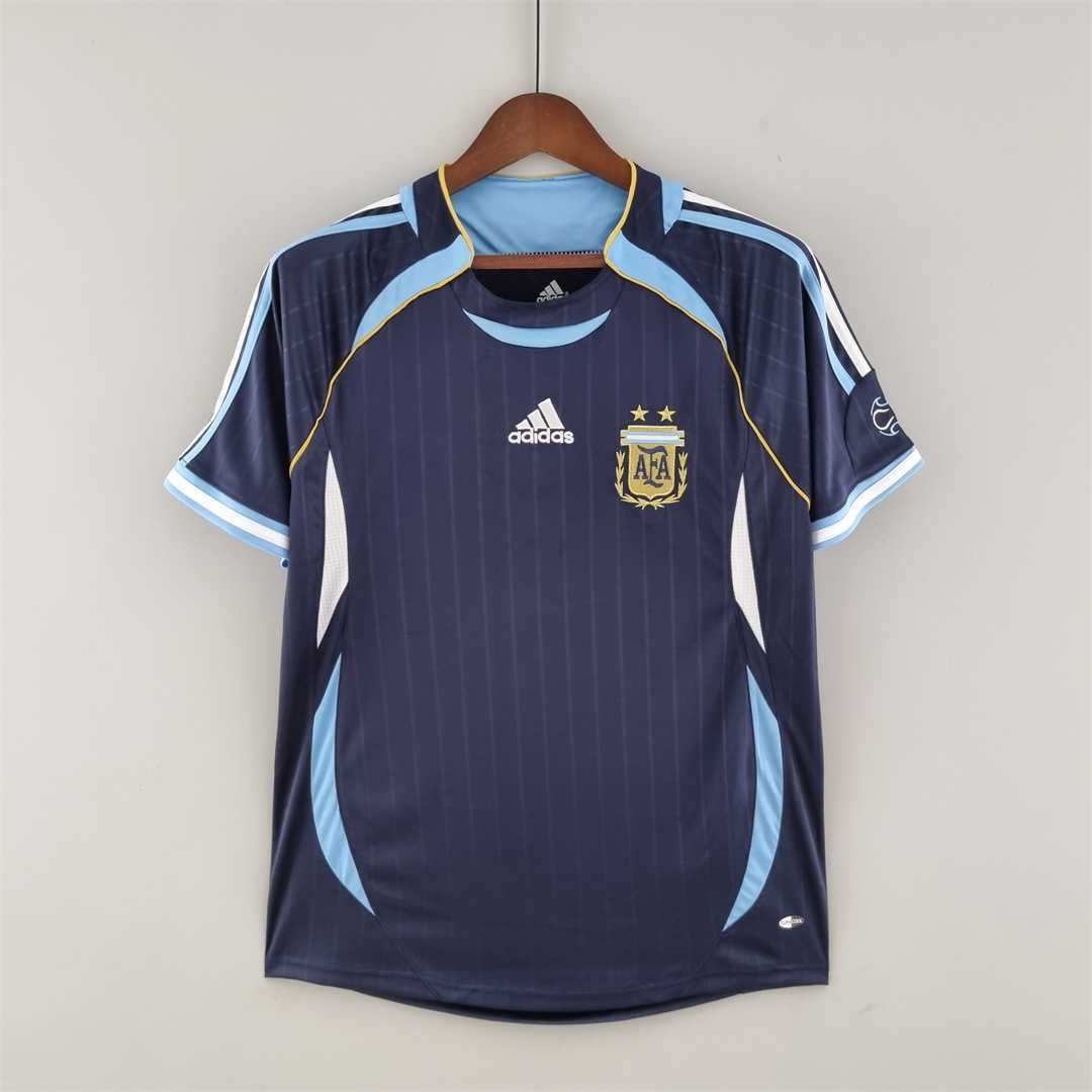 2006 Argentina away 1