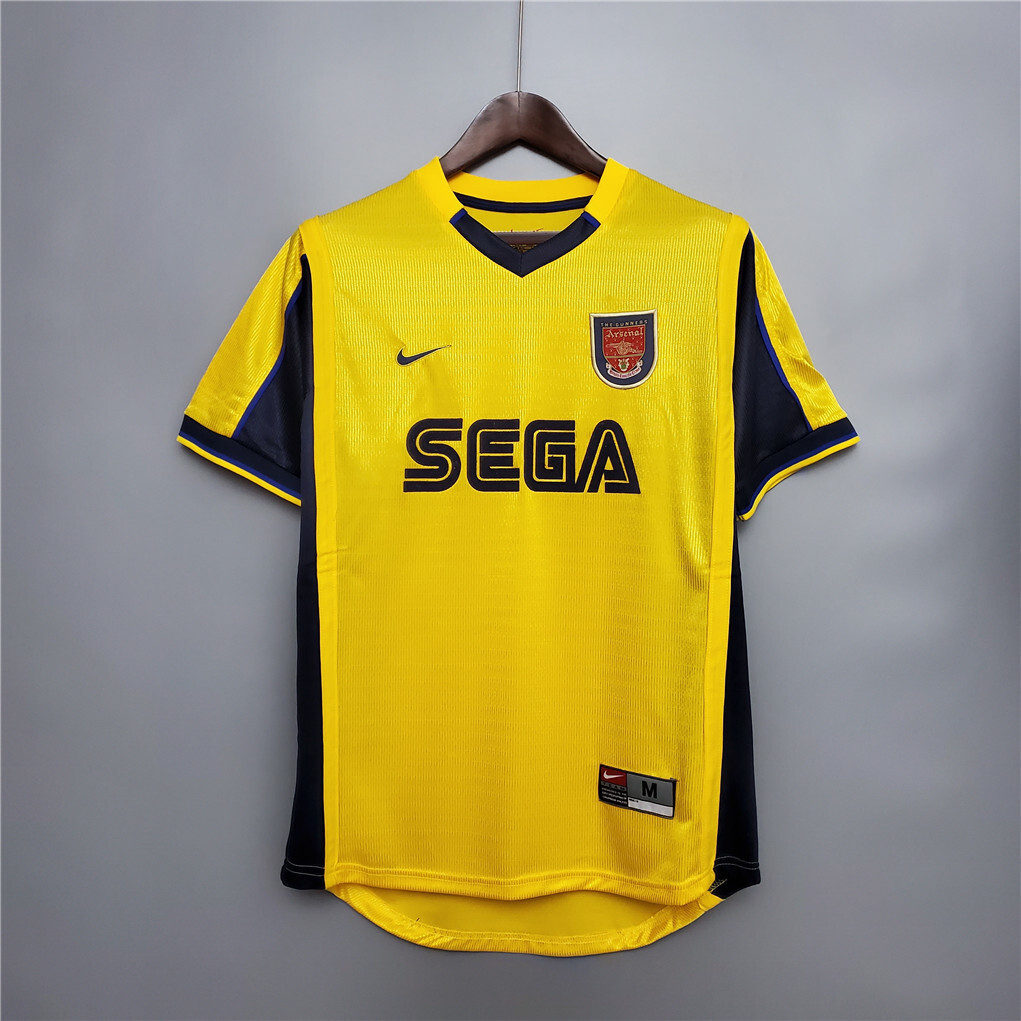 99-00 Arsenal away