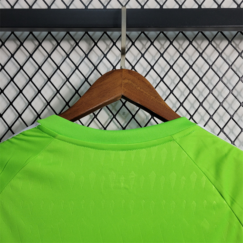 23-24 Manchester United goalkeeper green size S-XXL Soccer Jersey 4