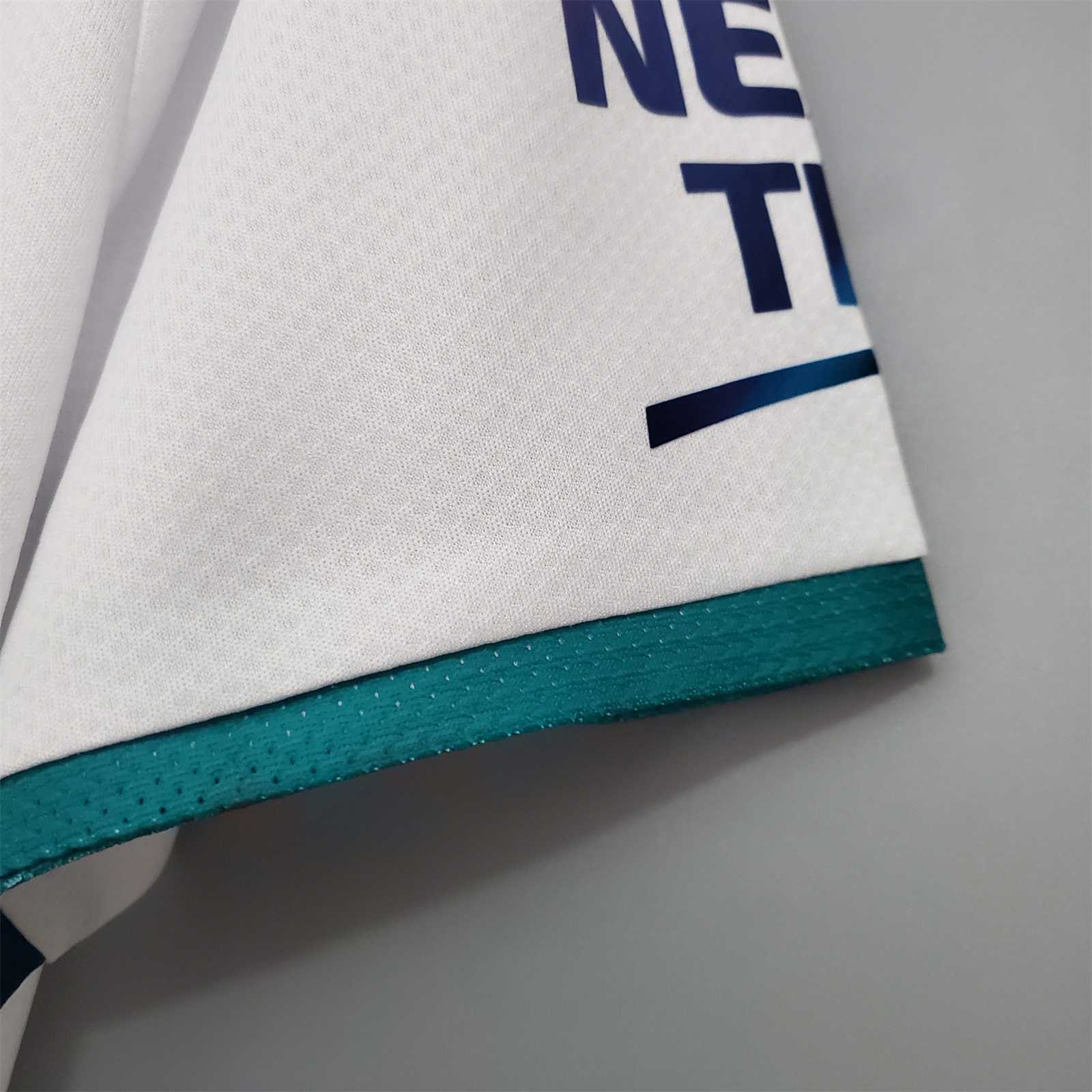 21-22 Manchester City away 12