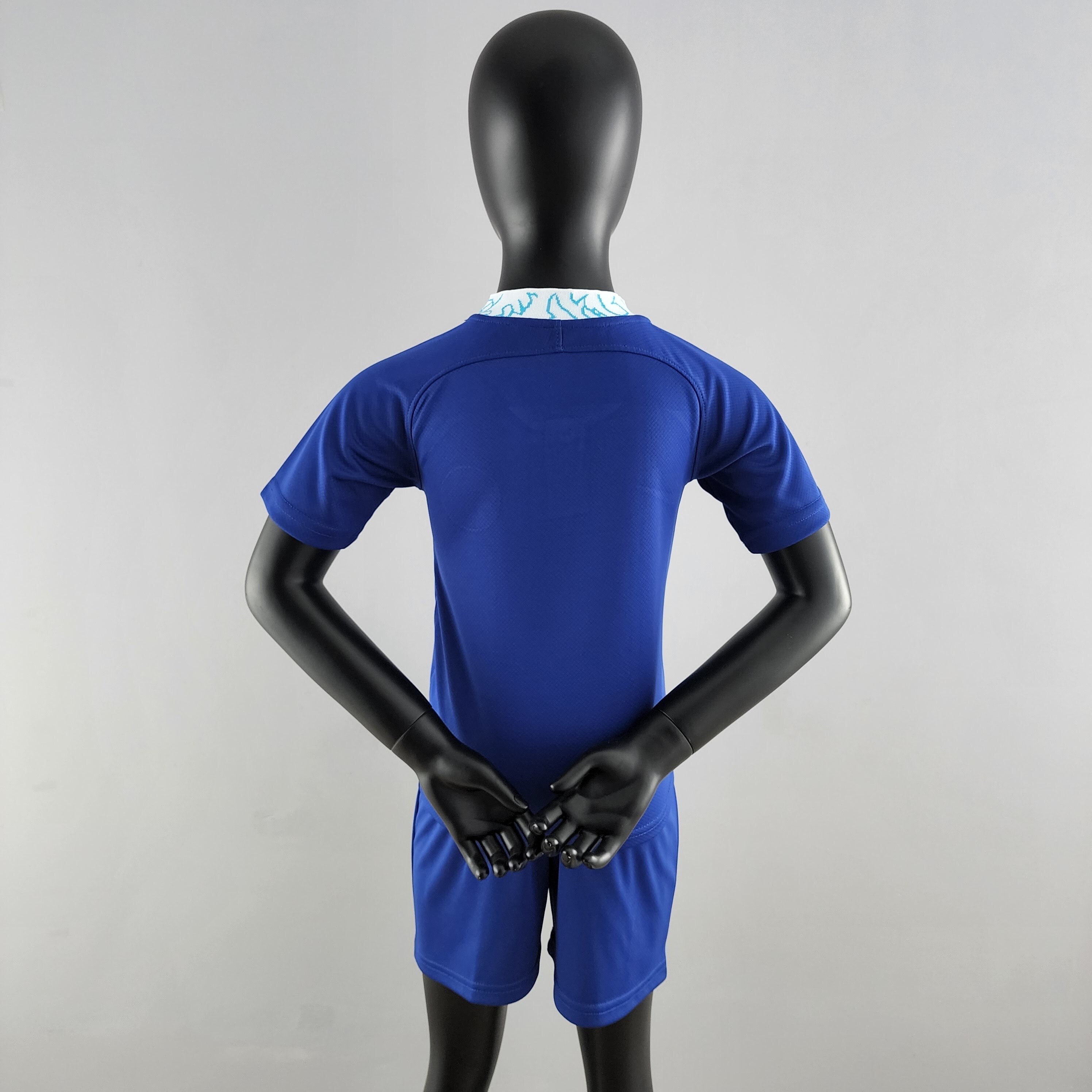 22-23 Chelsea home kids kit 1