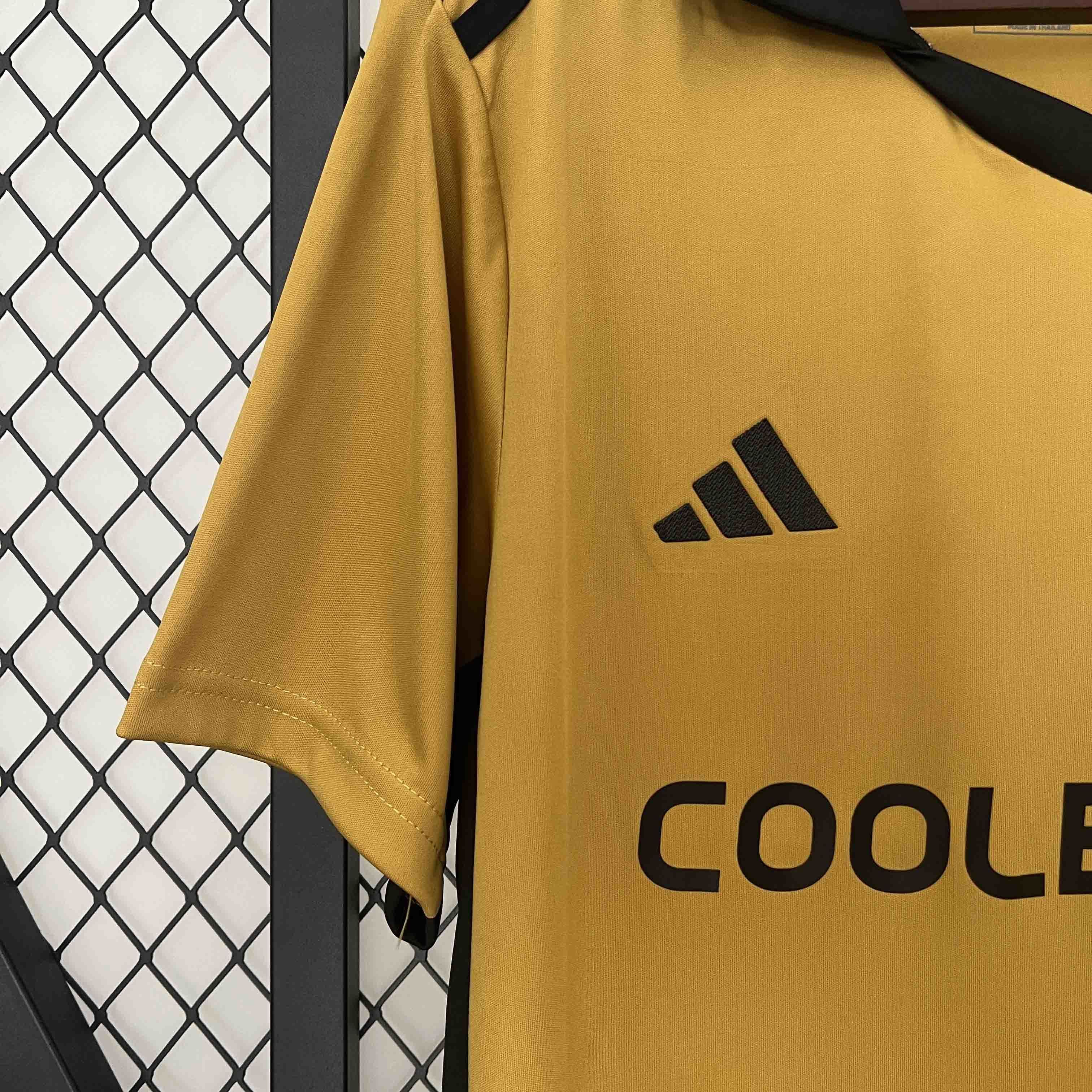 24-25 Colo Colo Fourth Kit Football AAAAJersey Supplier 1