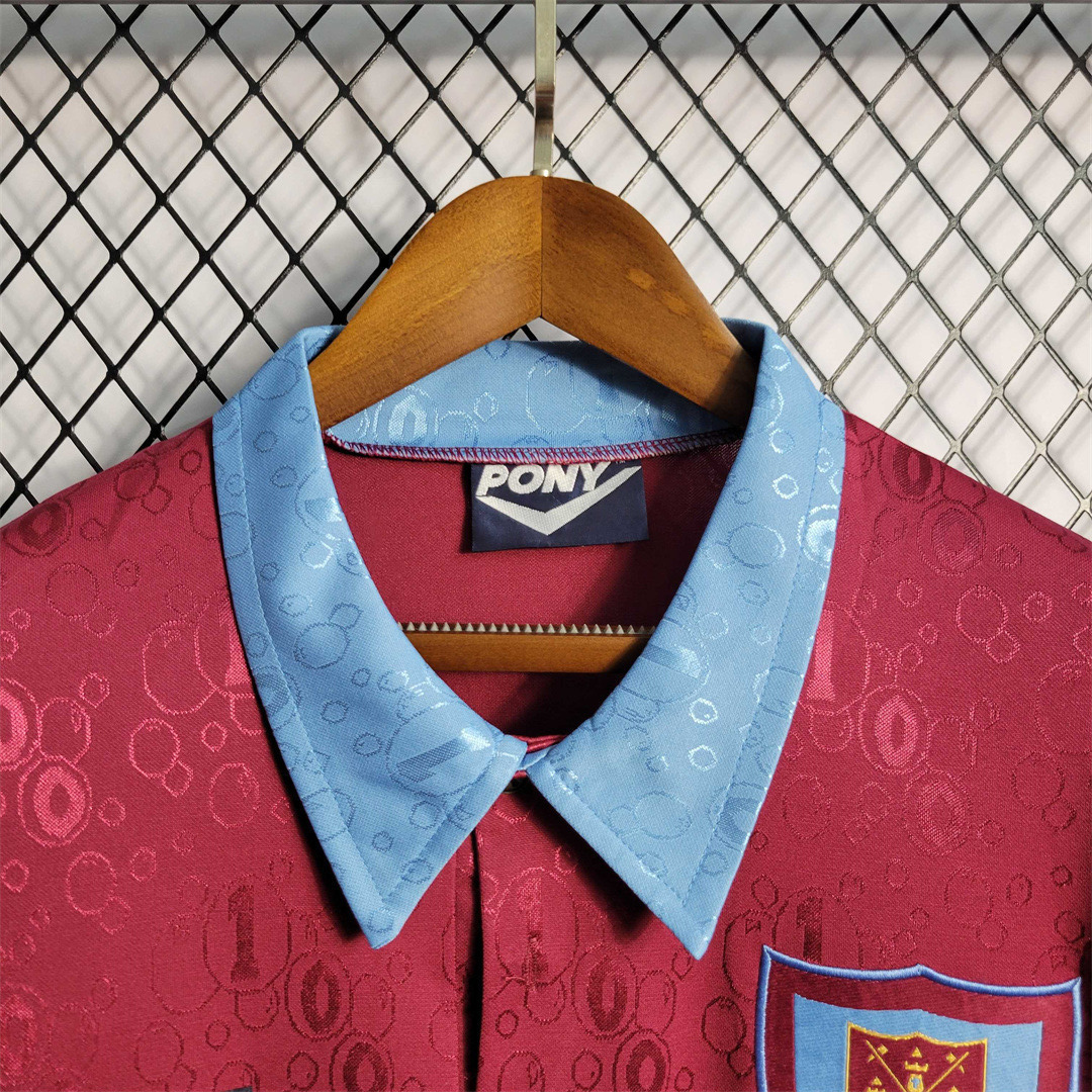 95-97 West Ham home Long Sleeves 6