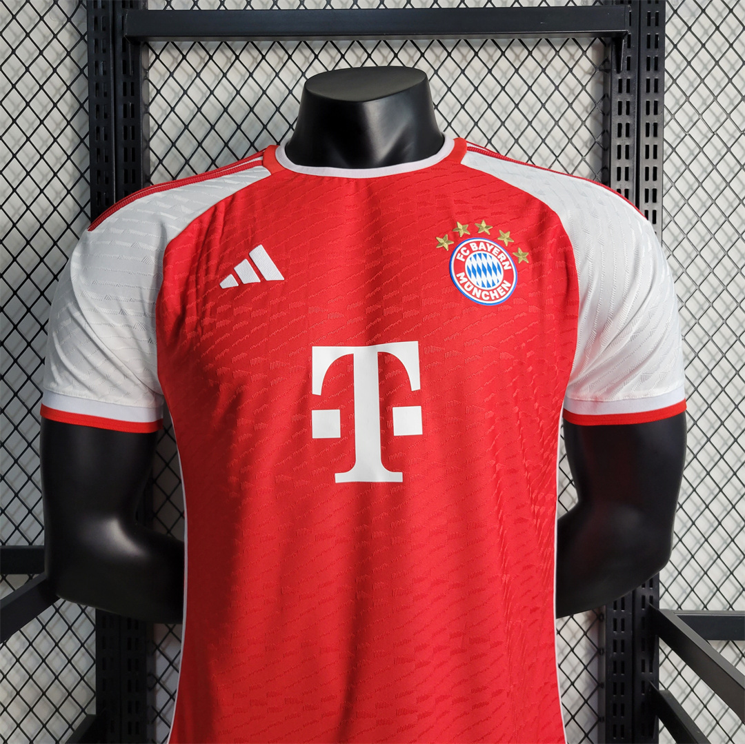 23-24 Bayern red player version 2