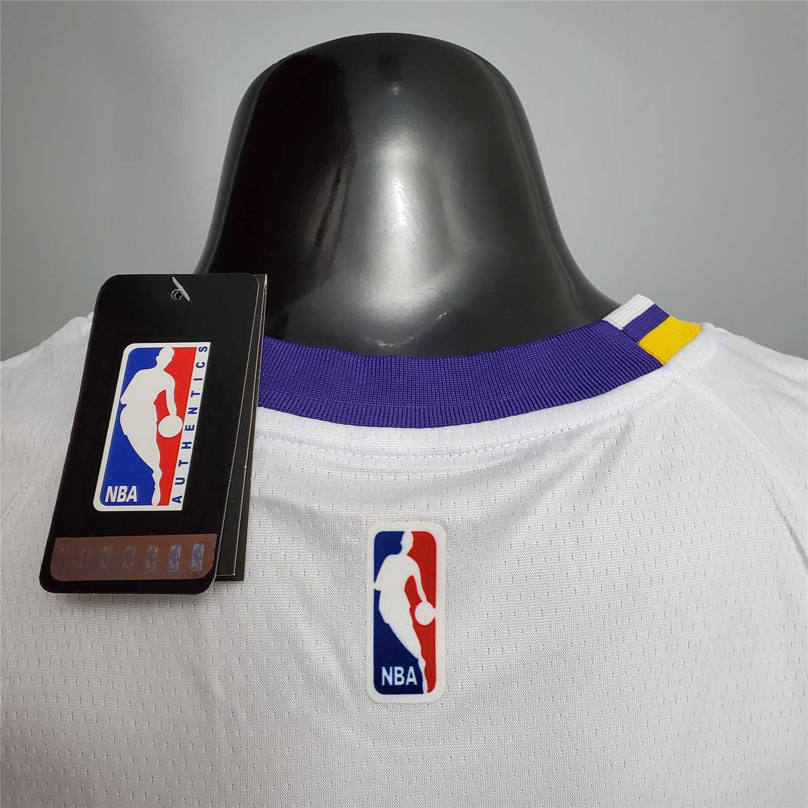 James #23 Lakers Round neck white 2