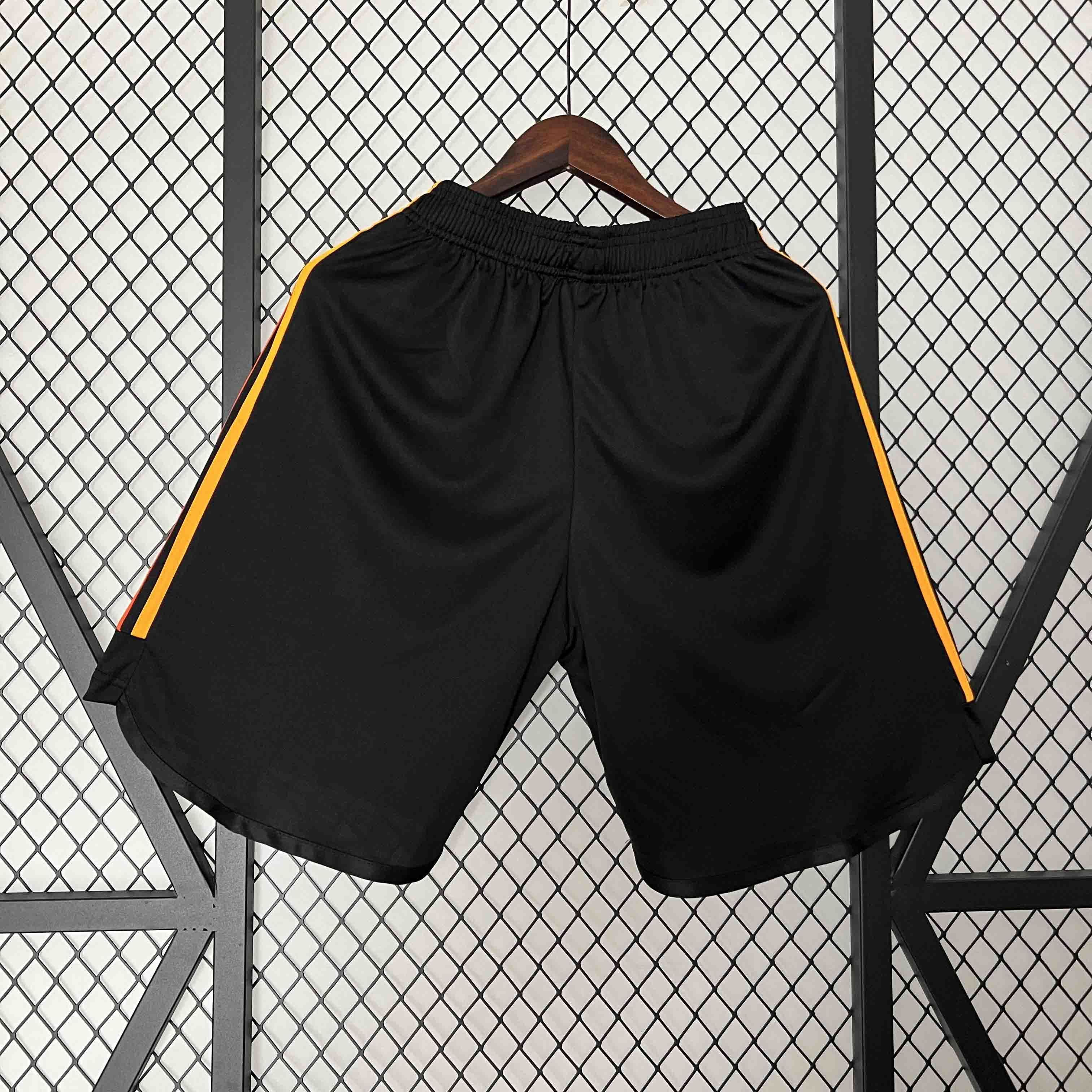 23-24 Roma Third Shorts Football Uniform AAAAJerseys Dropshipping Yupoo 1