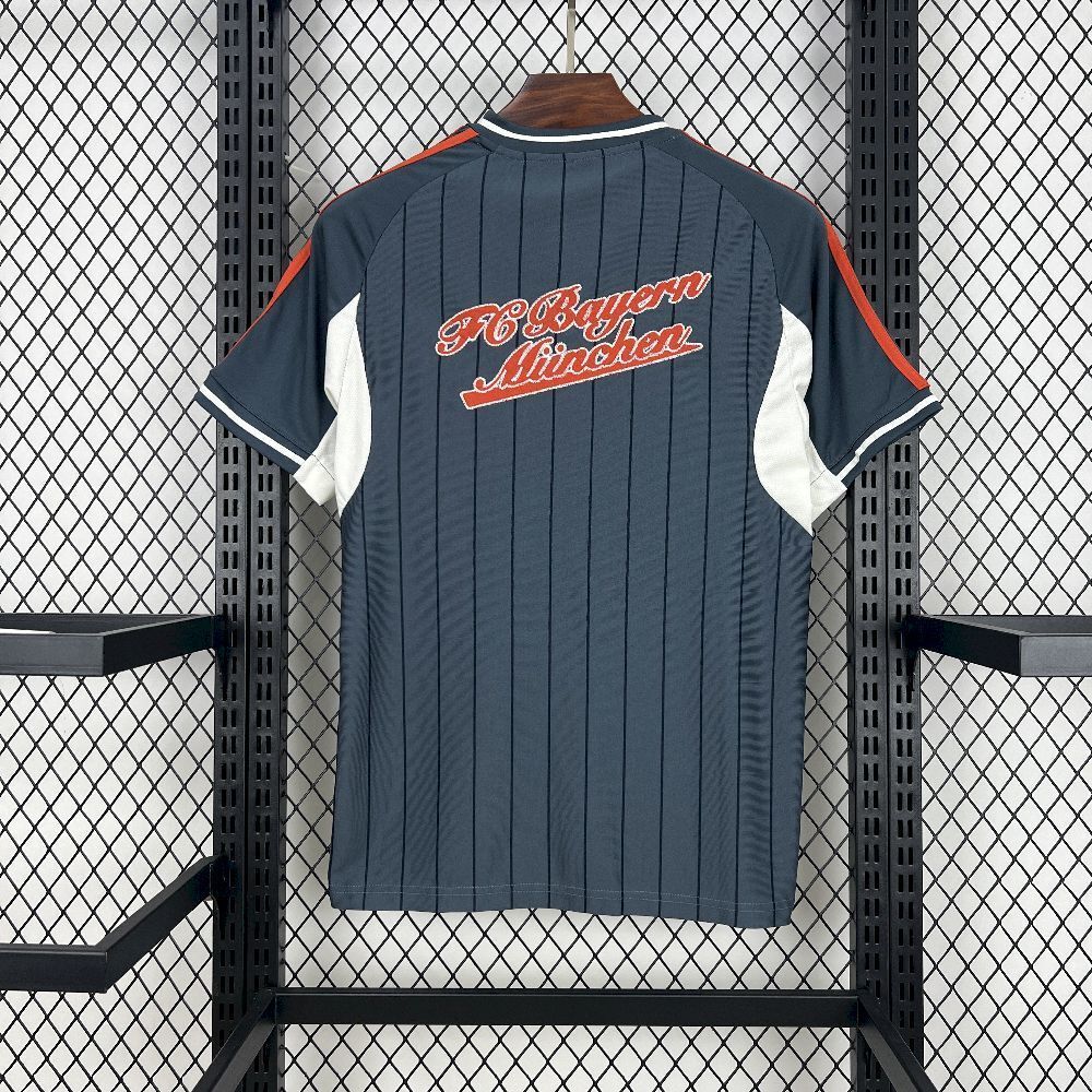 25-26 Bayern Munich Baseball style Pre Match Casual Training Soccer shirtAAAAJersey Yupoo 4