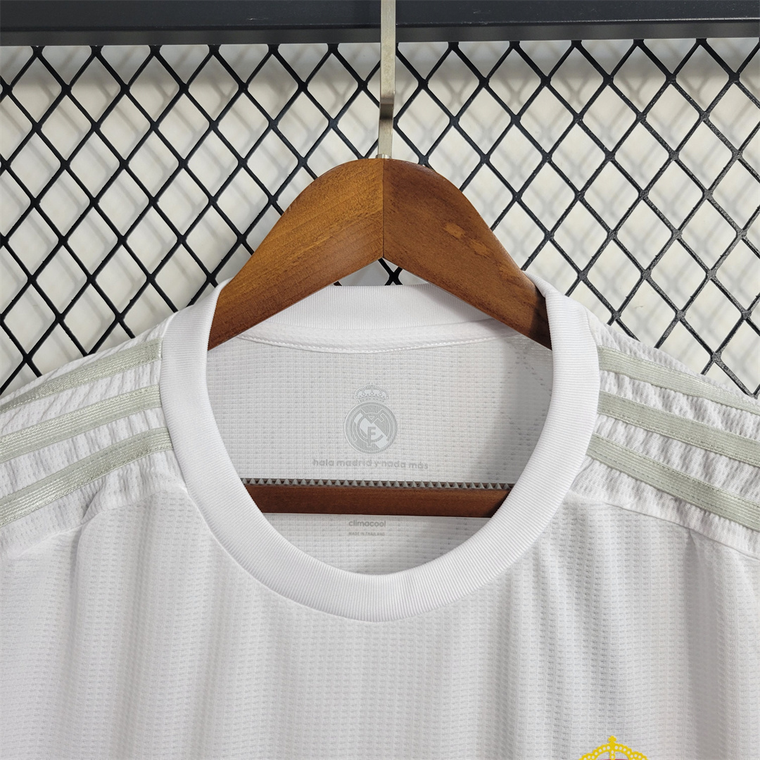 15-16 Real Madrid home 6