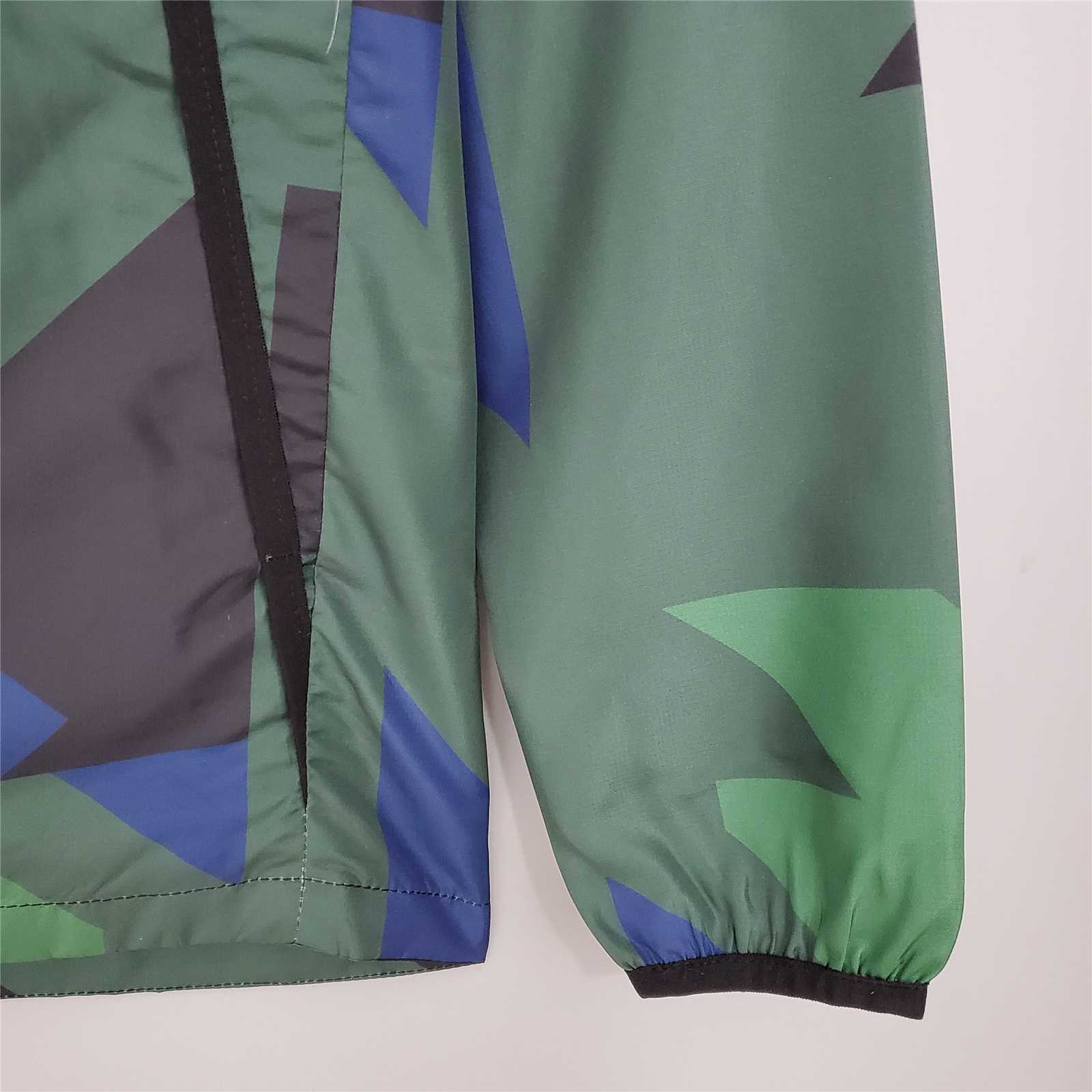 21-22 Tottenham Hotspur Green&amp;Blue Windbreaker 3