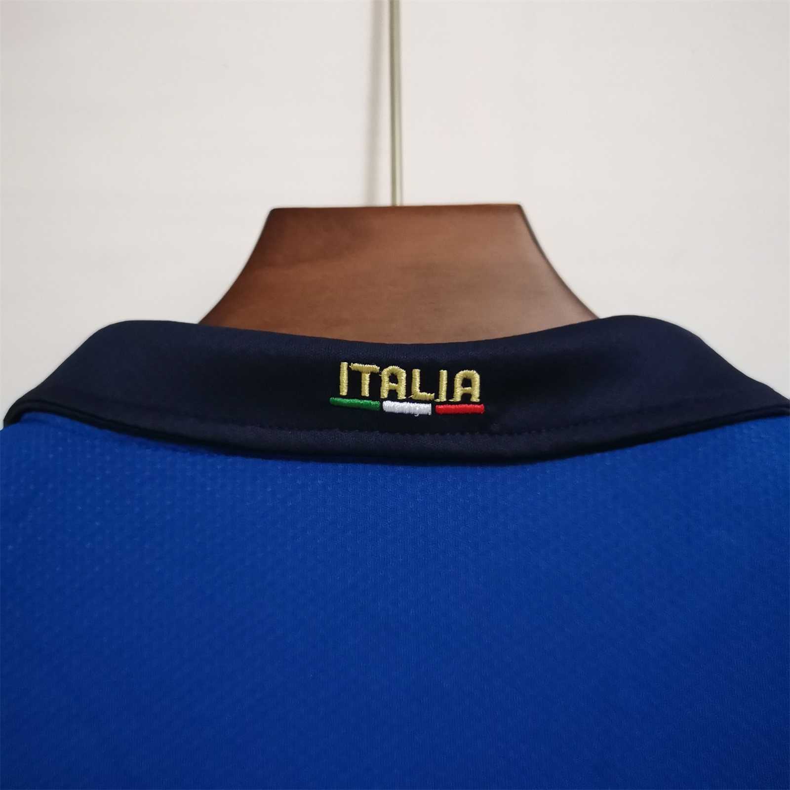2021 Italy home women 5