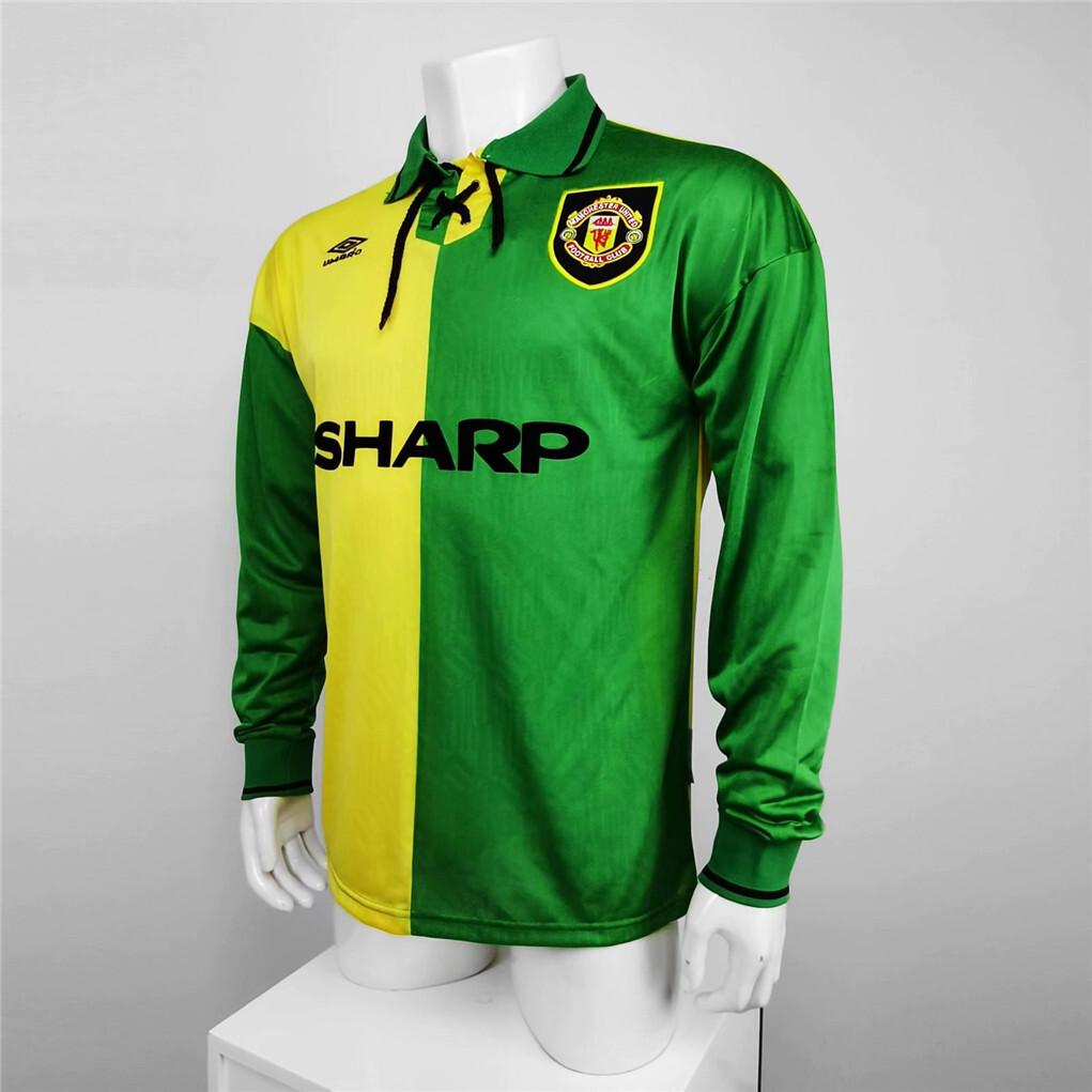 92-94 Manchester United away long sleeve 1