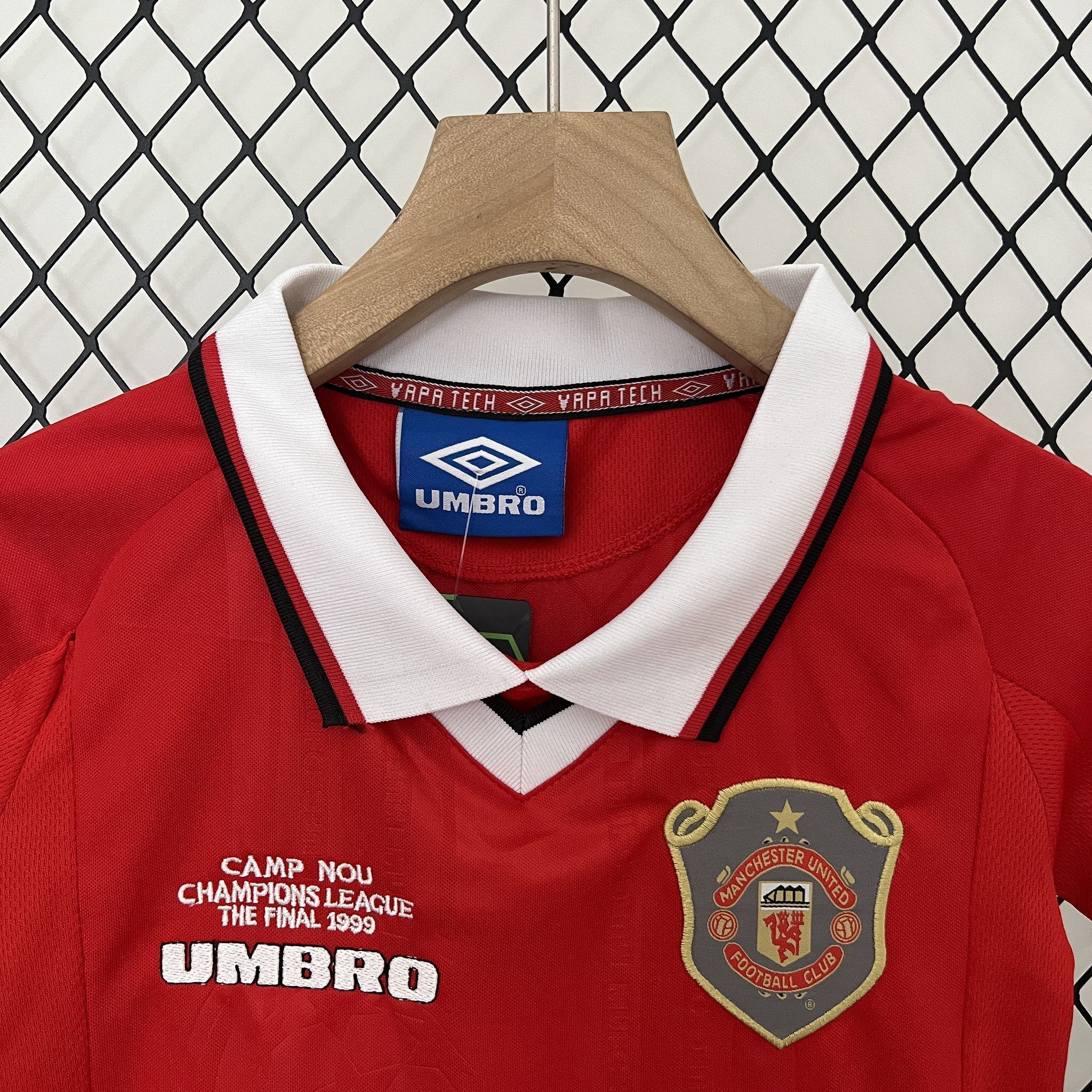 99-00 Manchester United Home Retro Kid Kits Youth Apparels AAAAJersey Wholesale Yupoo 5