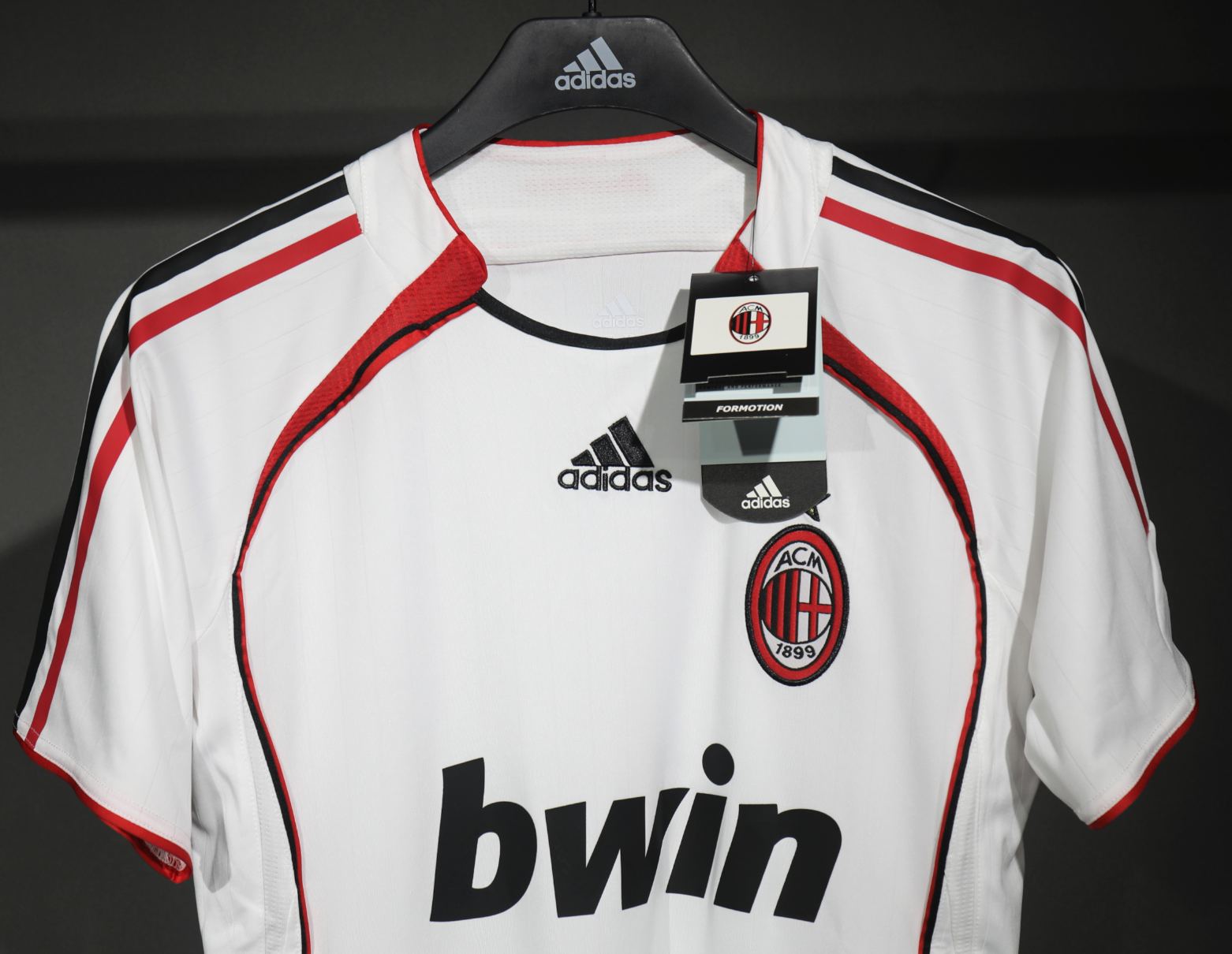 06-07 AC Milan Away Retro Kit Vintage Player Version Sino Shirt AAAAJersey Dropship Yupoo 5