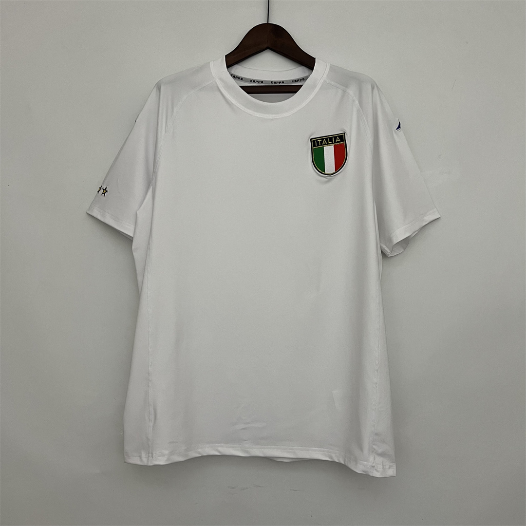 2000 Italy away white