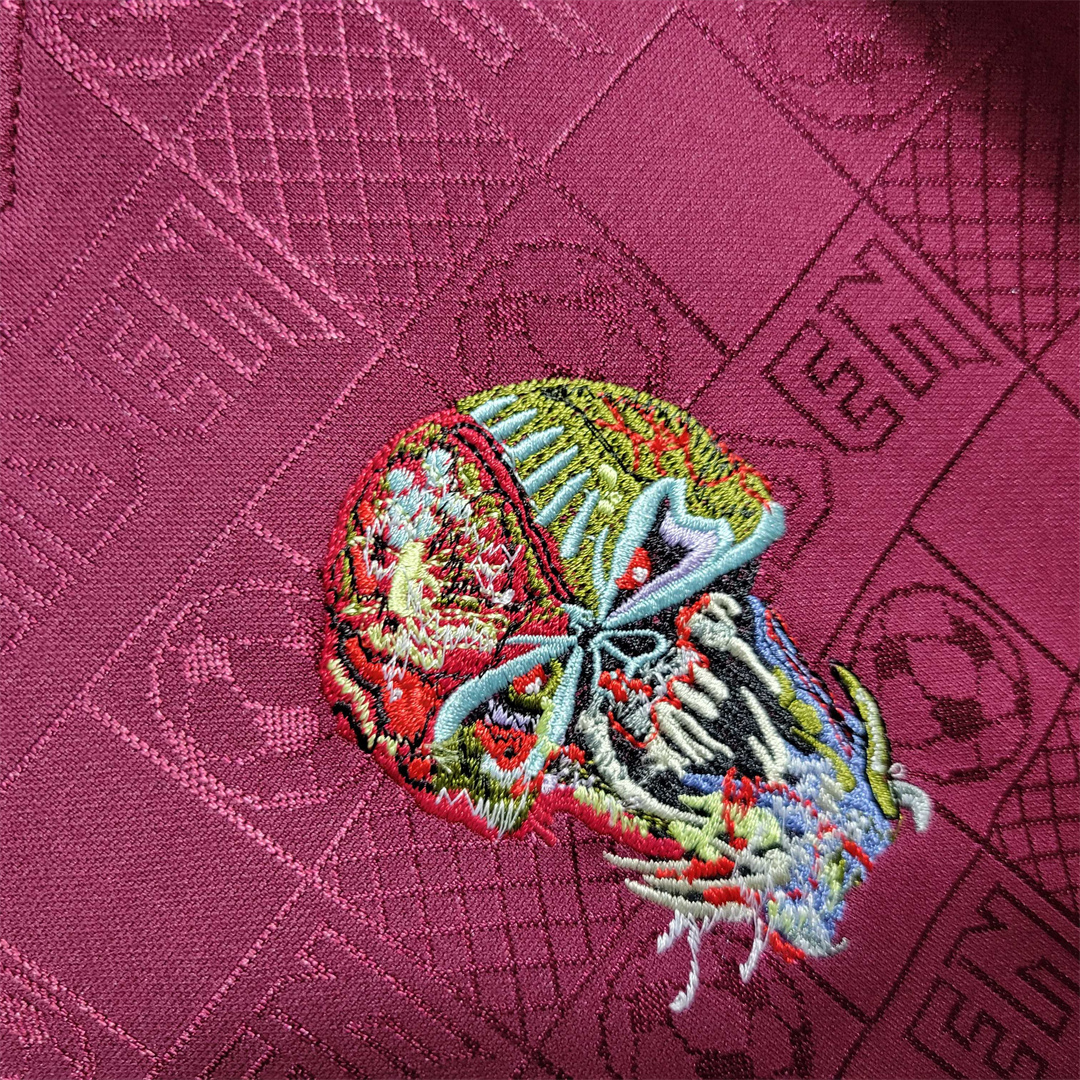 2010 West Ham Iron Maiden Away 1