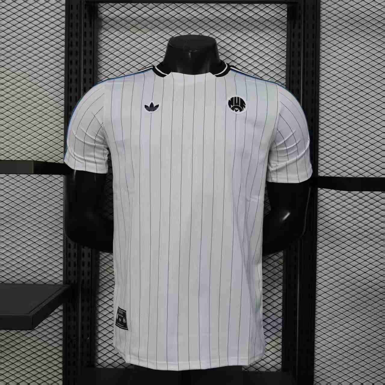 25-26 Newcastle United Casual Retro Style Football Shirt Apparels AAAAJersey Wholesale Yupoo-1