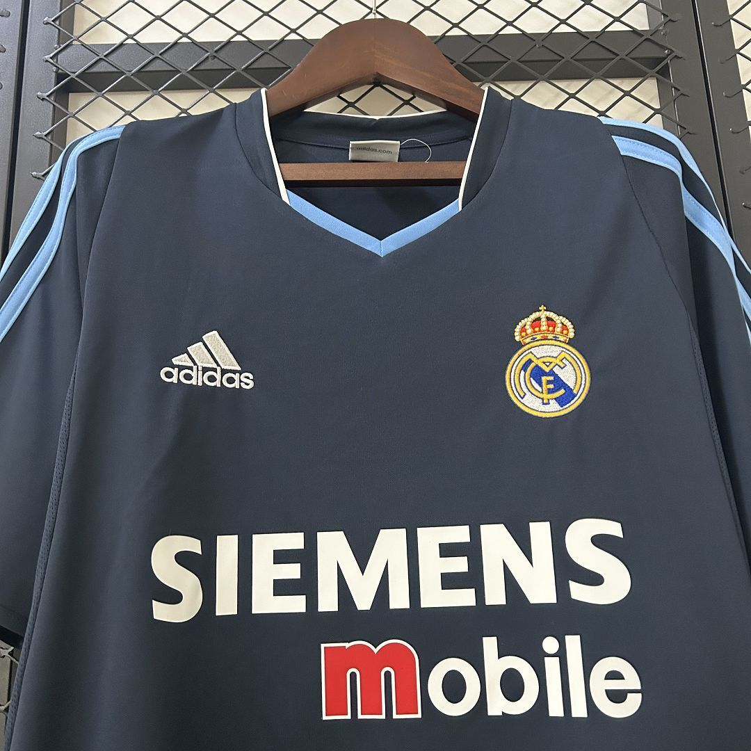 03-04 Real Madrid Away Retro Kit Vintage Shirt AAAAJersey Dropship Yupoo 3