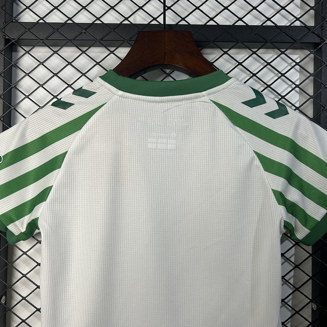 24-25 Real Betis Conference League Final Kid Kits Youth Apparels AAAAJersey Wholesale Yupoo 5