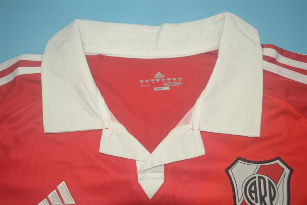 12-13 River Plate red away 6