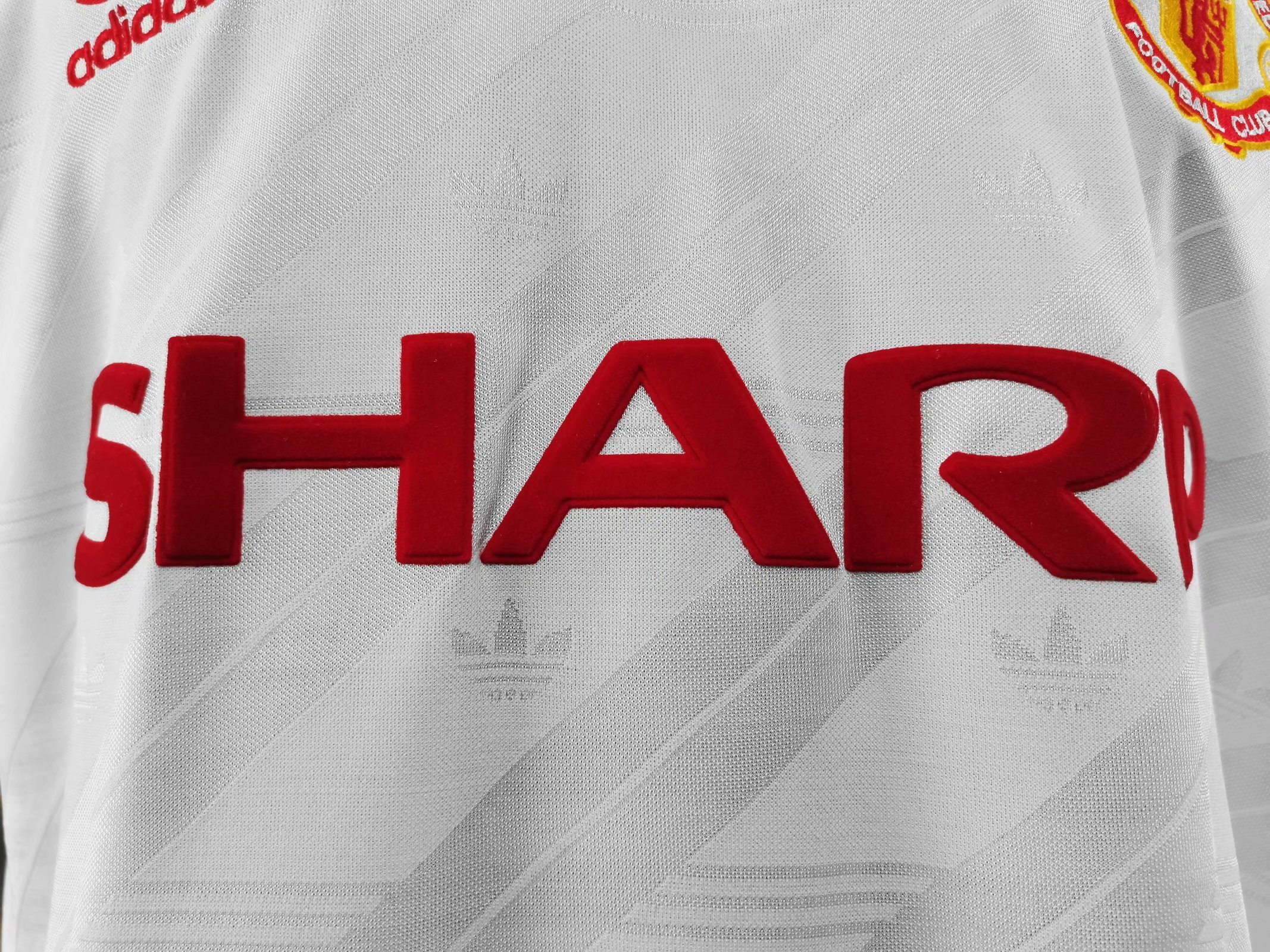 86-88 Manchester United away white 1