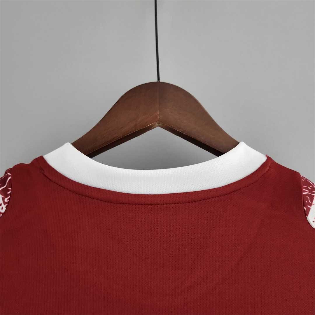 22-23 West Ham United home 1