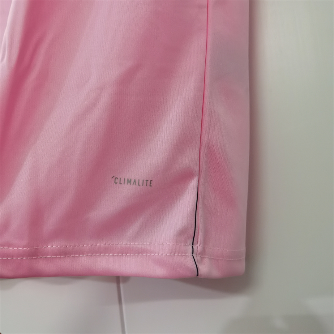 19-20 Leicester City away pink 4