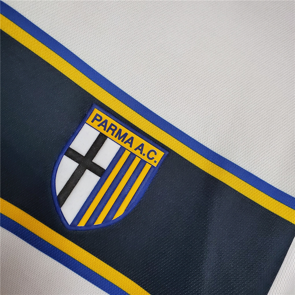 02-03 Parma away Cheap Football Kit 6
