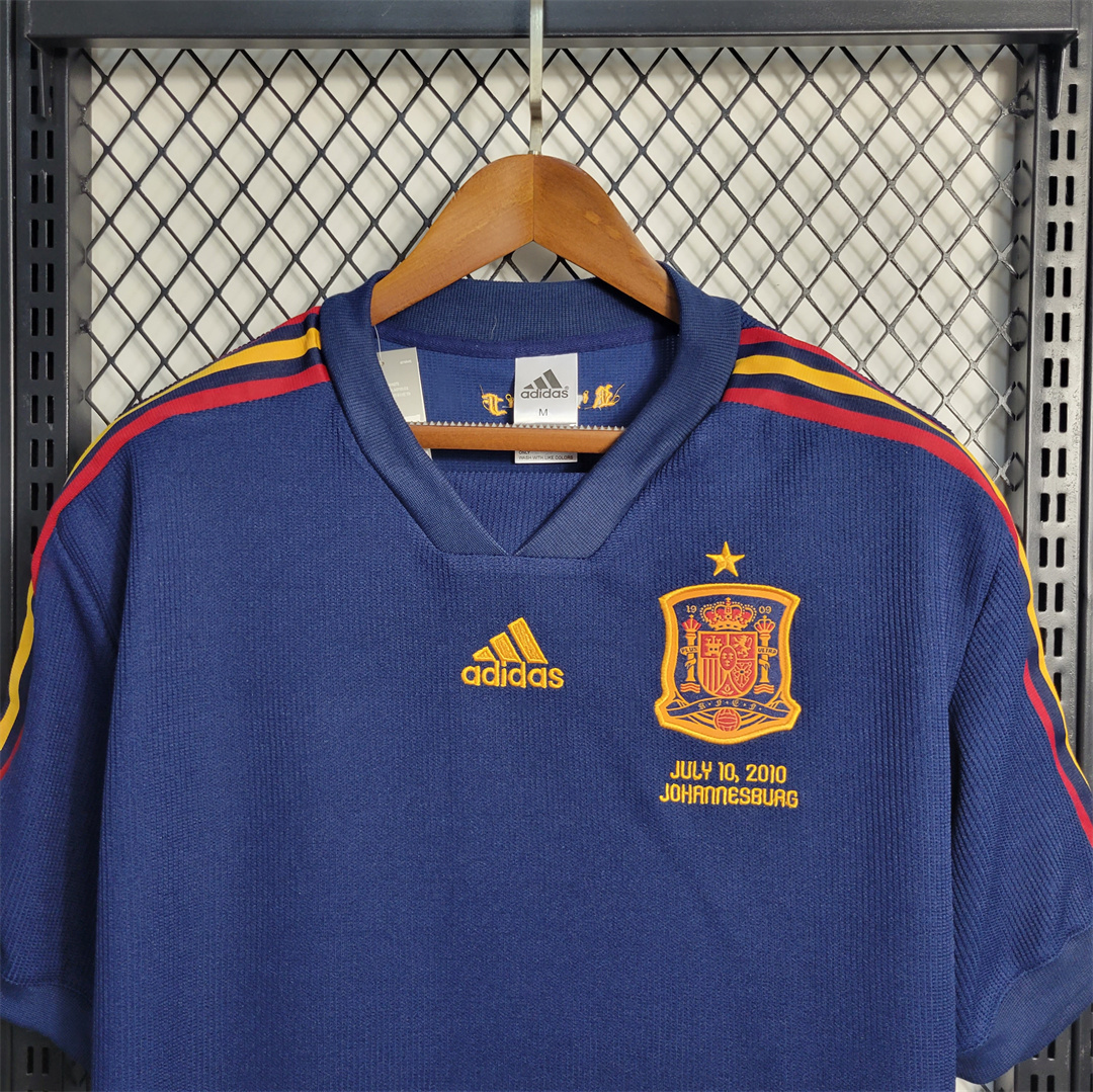 2010 Spain away blue 7