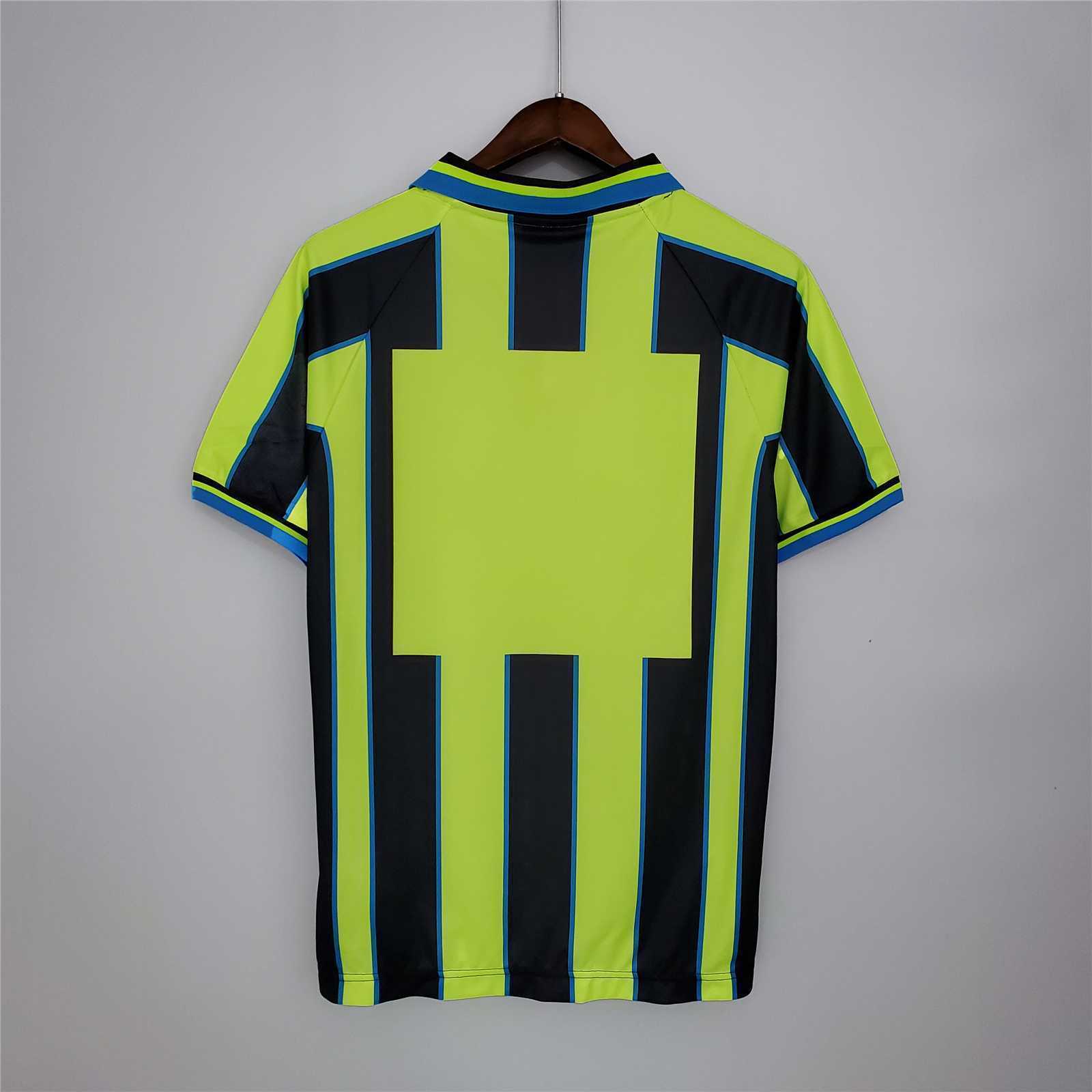 98-99 Manchester City away 2