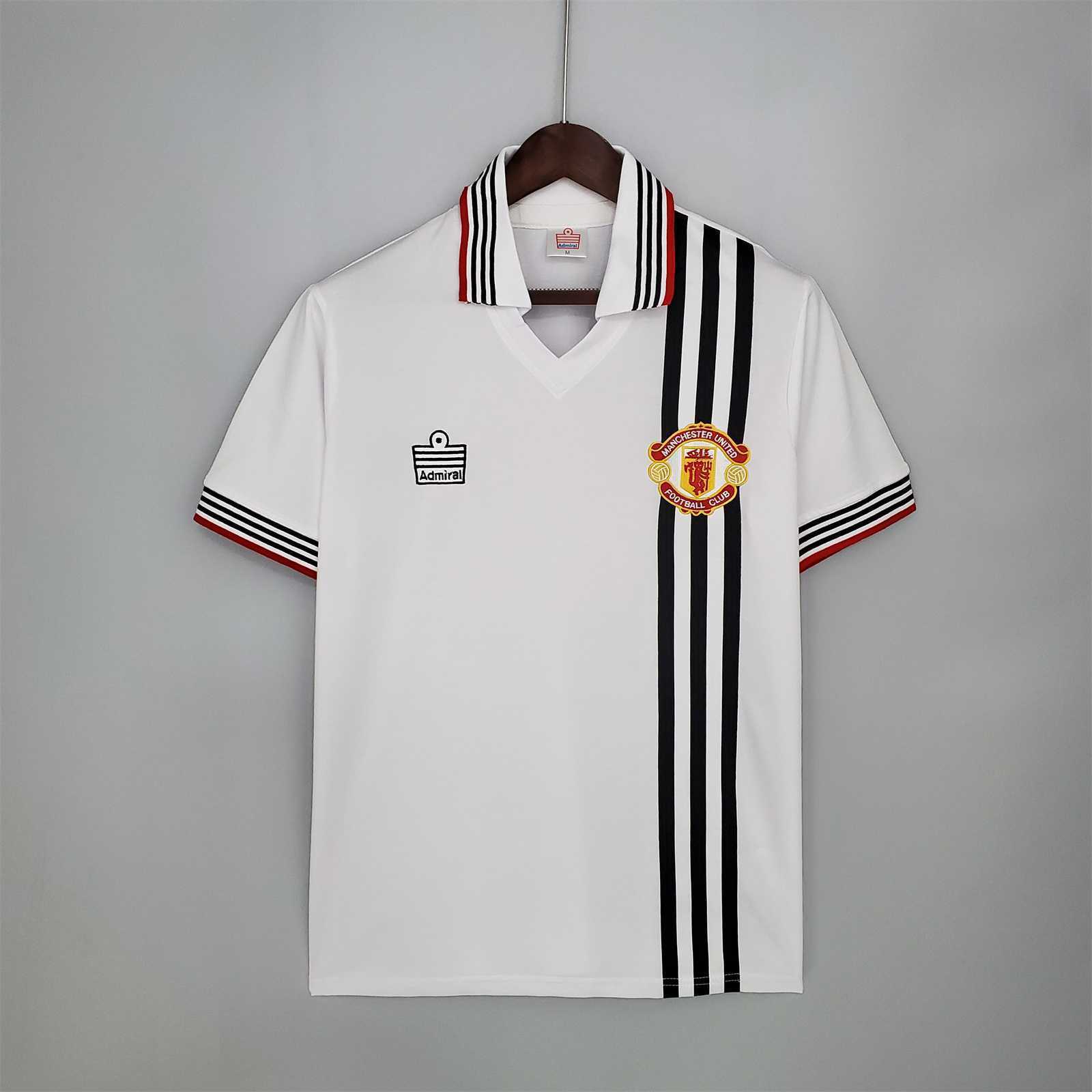 75-80 Manchester United away