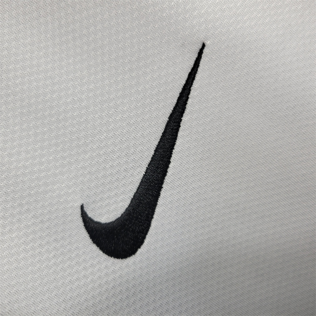 08-09 Flamenco away 5