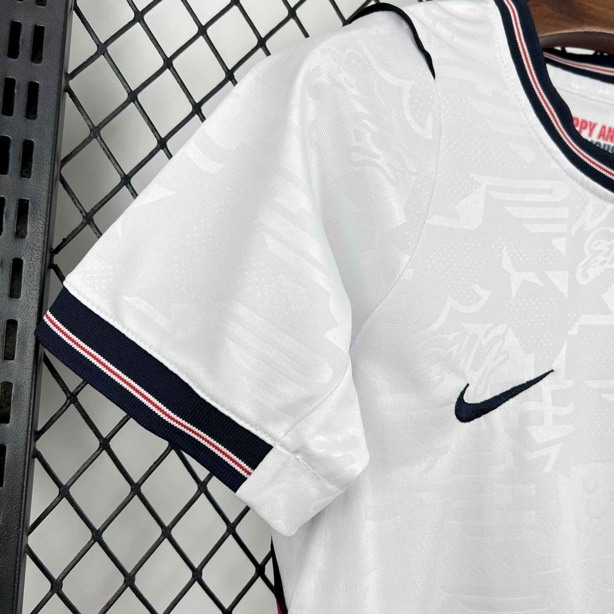 2026 World Cup England Home Kids Kit Soccer Youth Apparels AAAAJersey Supply Yupoo 2