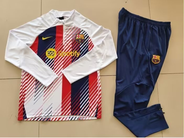 23-24 Barcelona Training Long Sleeve Soccer Jerseys Yupoo