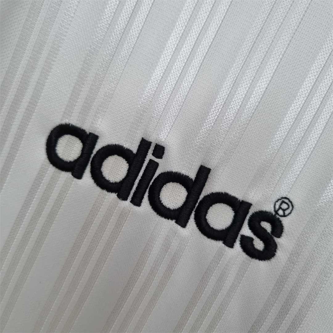 95-96 River Plate home 4
