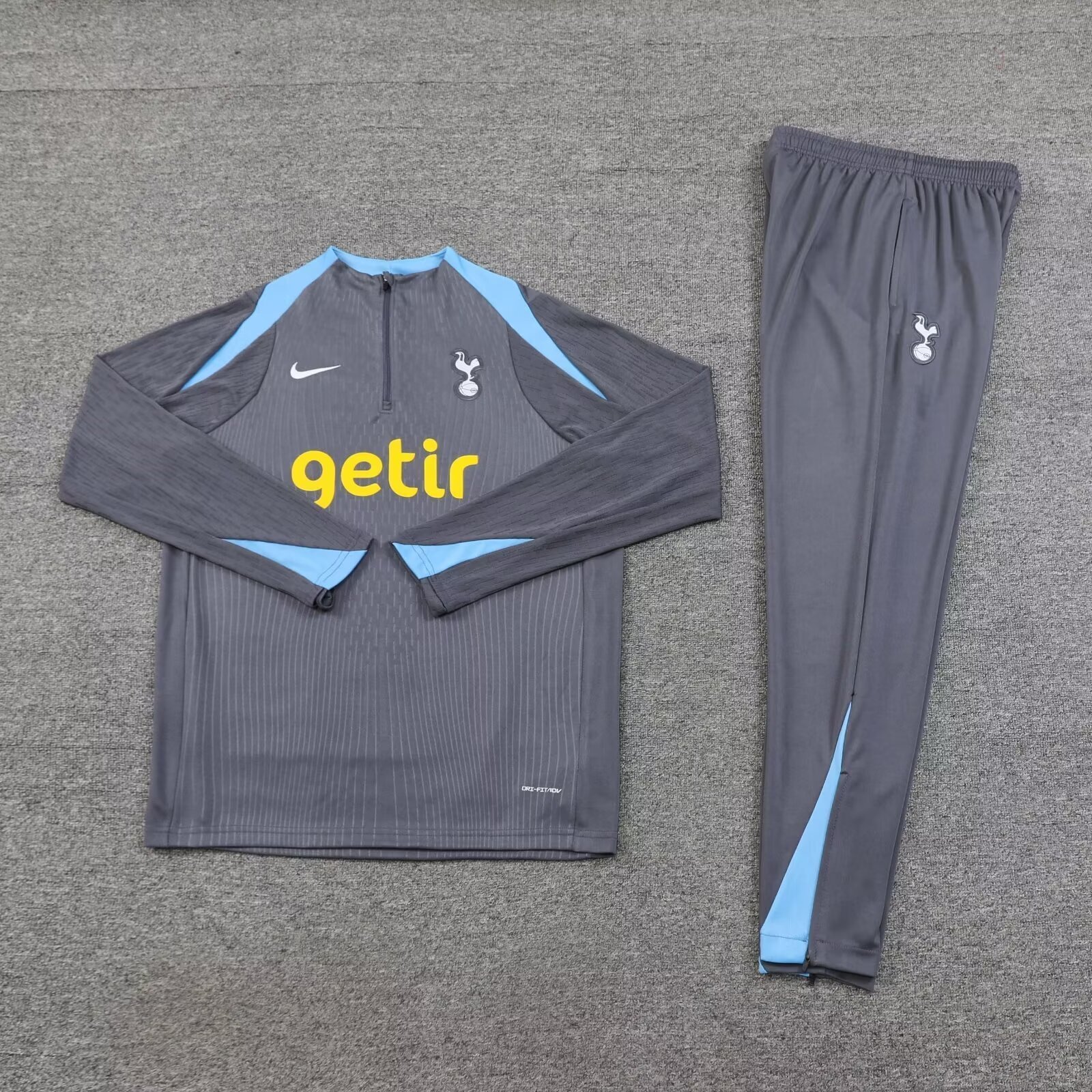 24-25 Tottenham Long Sleeve Training Suit Football Shirts 1