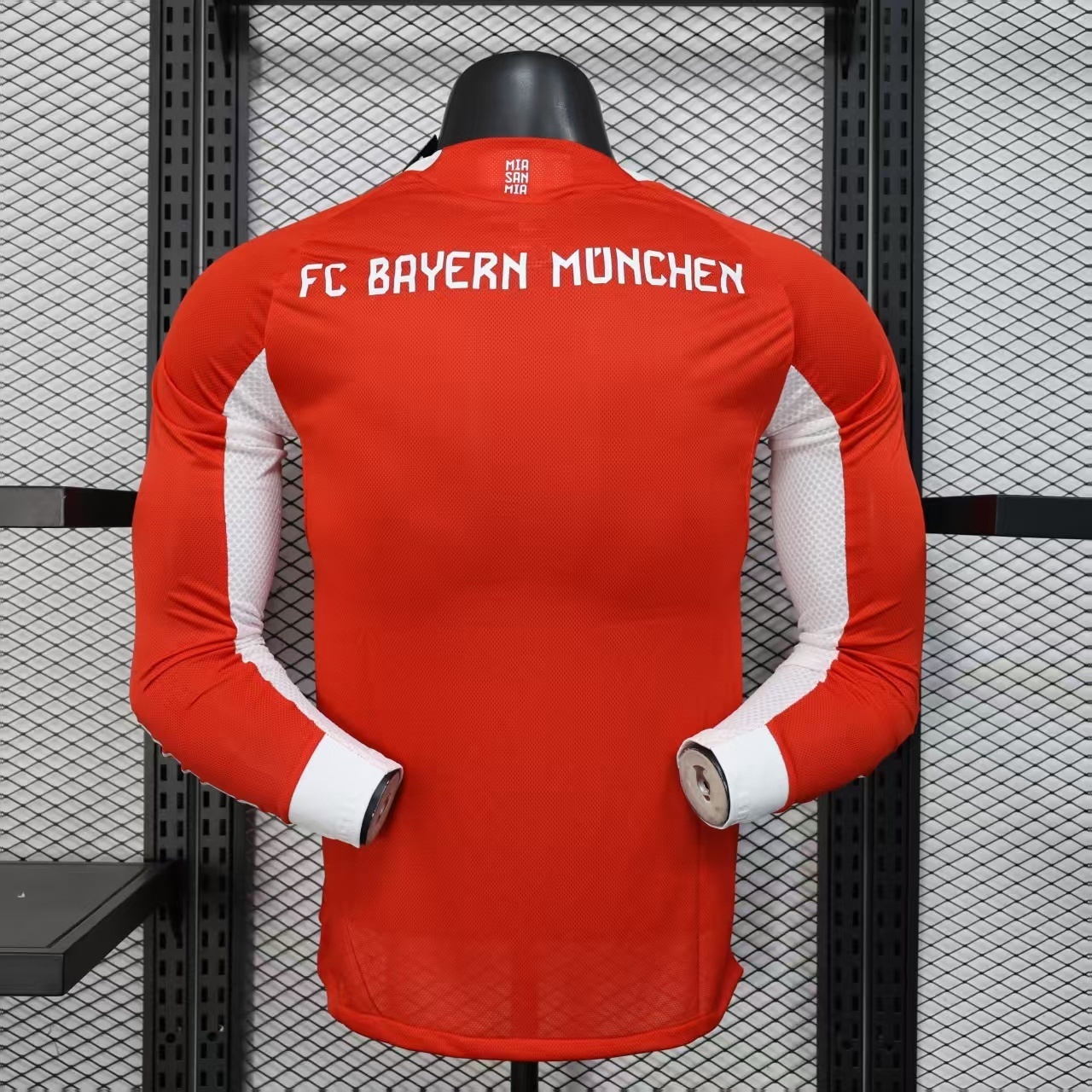 25-26 Bayern Munich Home Kit Player Version Soccer Long Sleeve AAAAJersey Yupoo 1